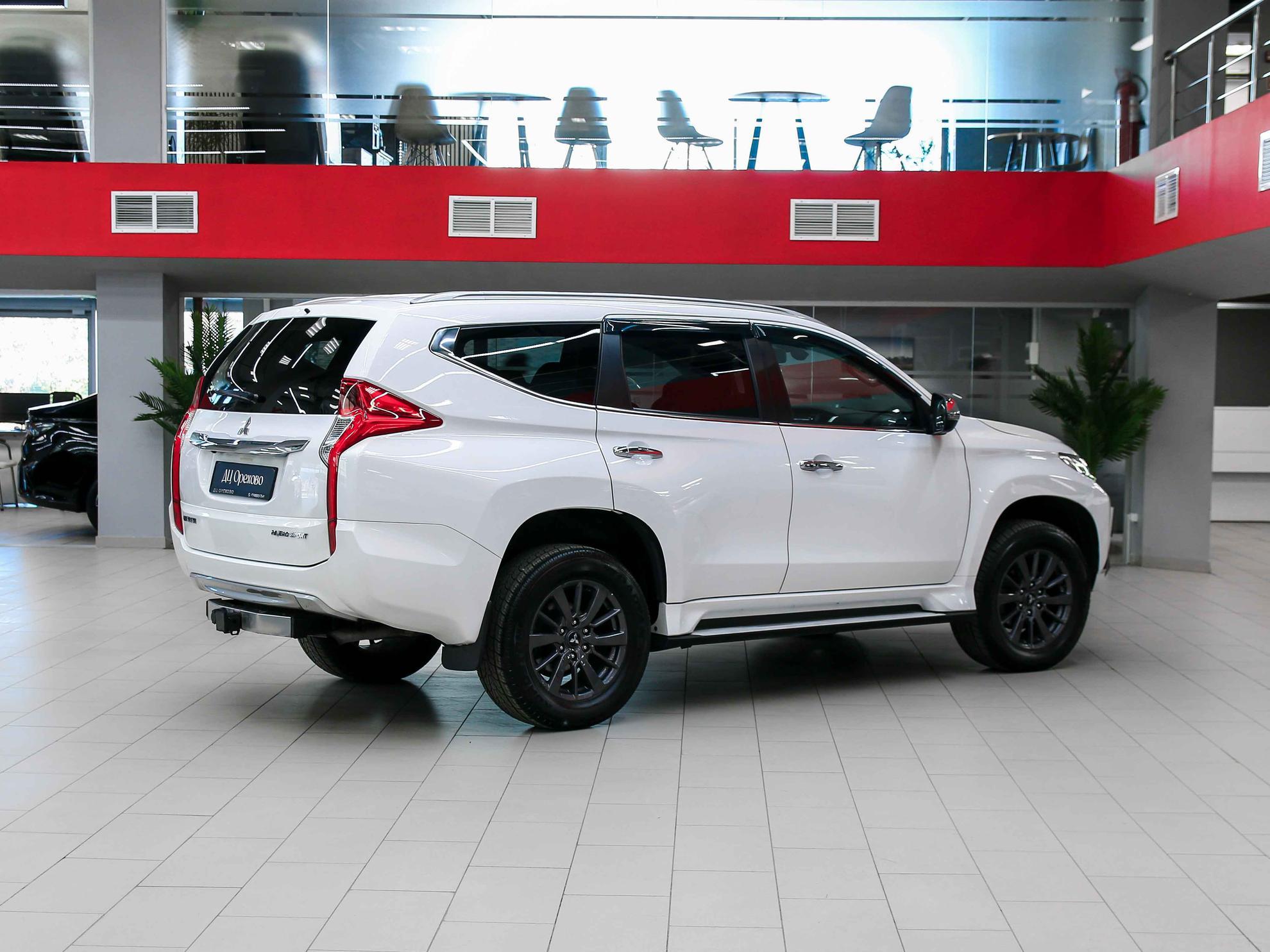 Mitsubishi Pajero Sport 2018, белый, ДЦ Орехово