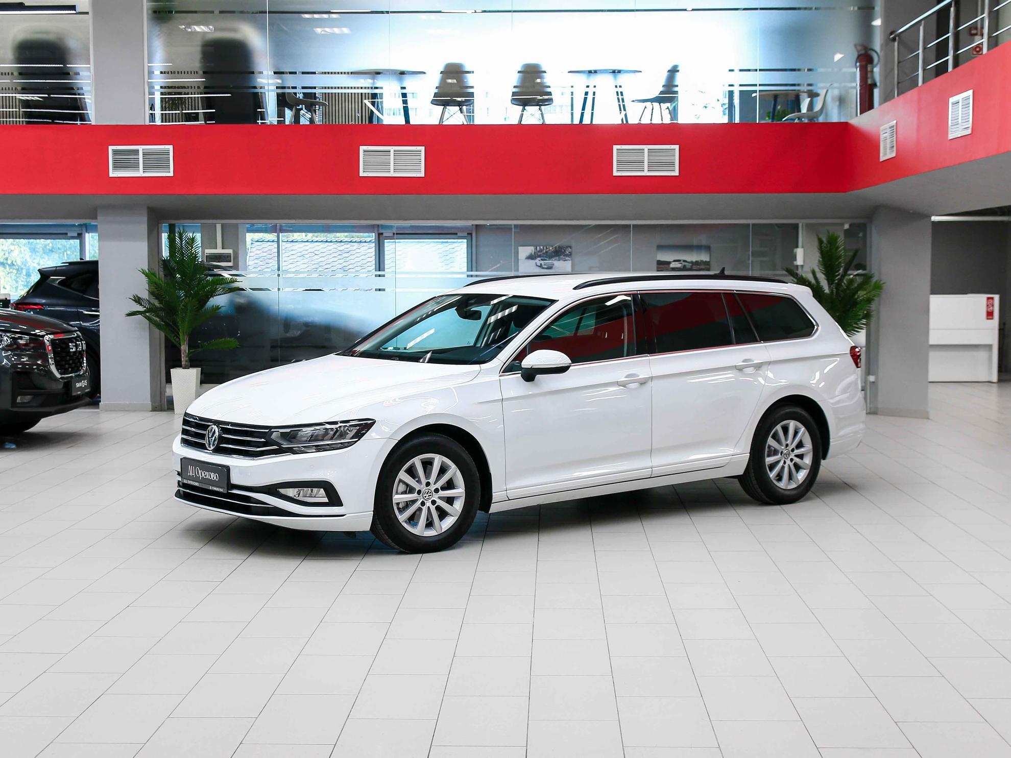 Volkswagen Passat 2020, белый, ДЦ Орехово