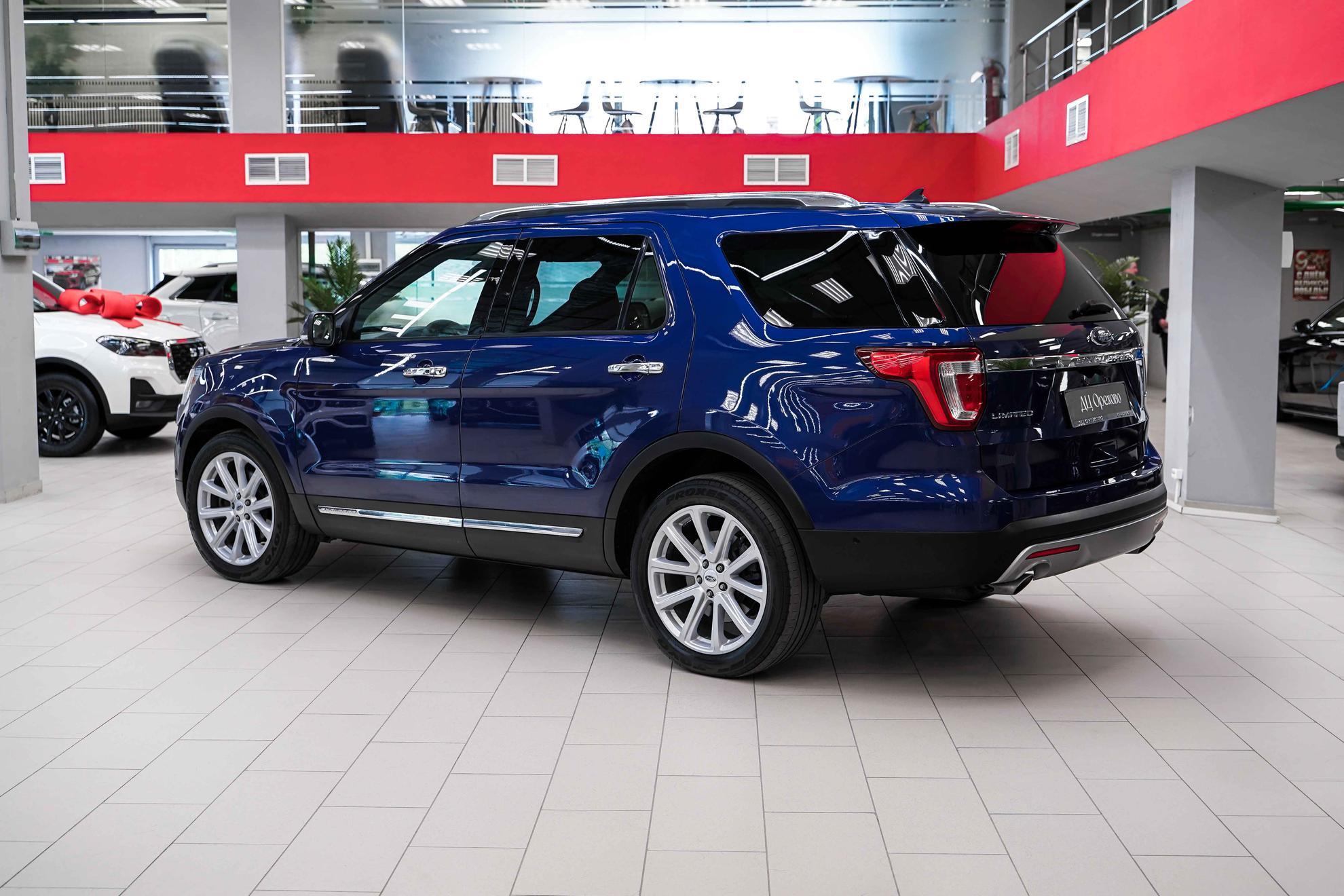 Ford Explorer 2017, синий, ДЦ Орехово
