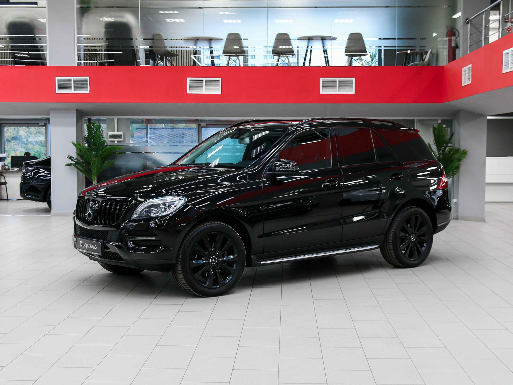 Mercedes-Benz M-Класс 2013, черный, ДЦ Орехово