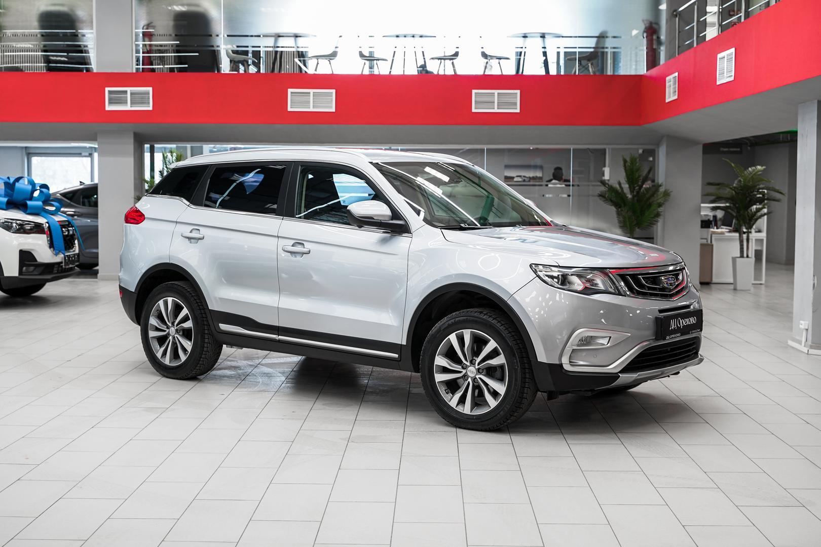 Geely Atlas 2021, серый, ДЦ Орехово