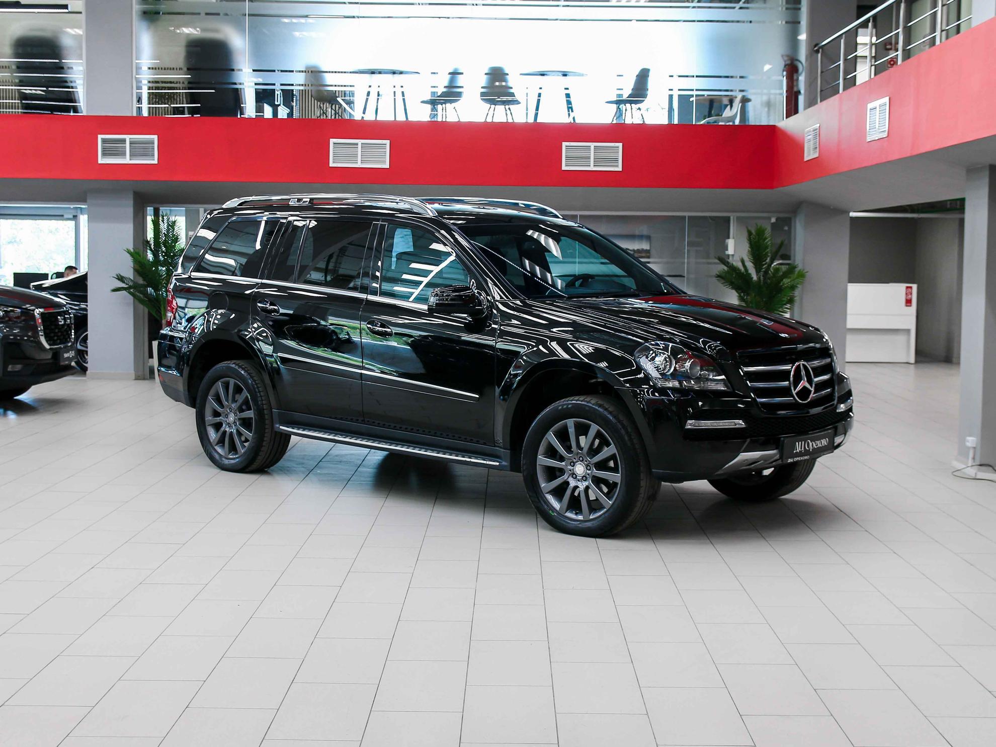 Mercedes-Benz GL-Класс 2011, черный, ДЦ Орехово