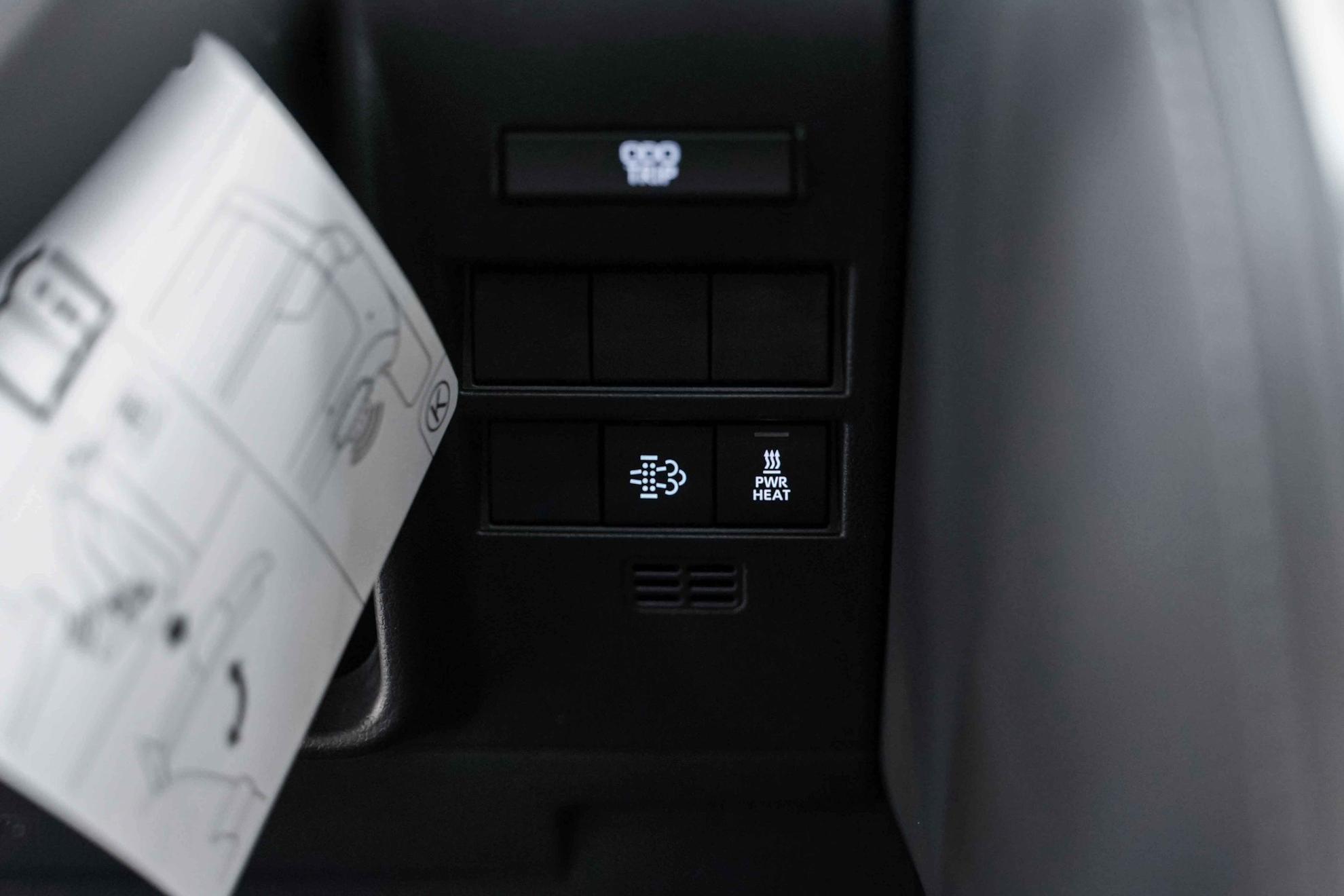 Toyota Land Cruiser 2026, черный, ДЦ Орехово