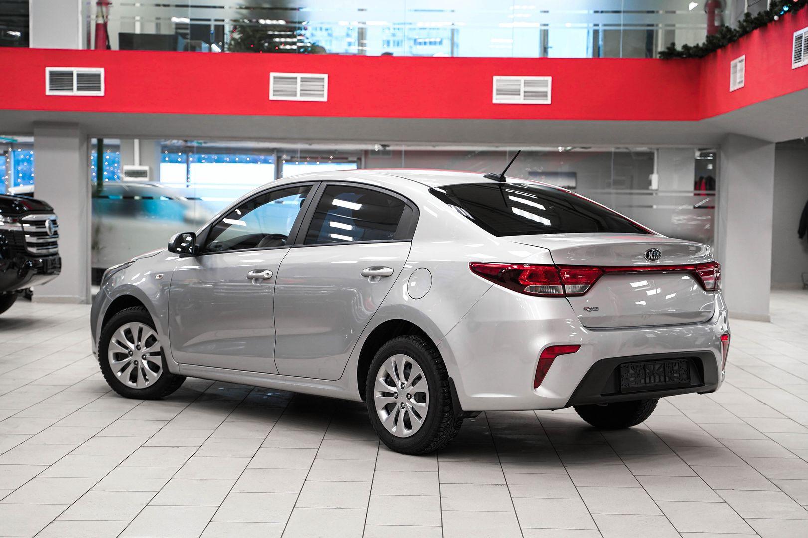 Kia Rio 2017, серебряный, ДЦ Орехово
