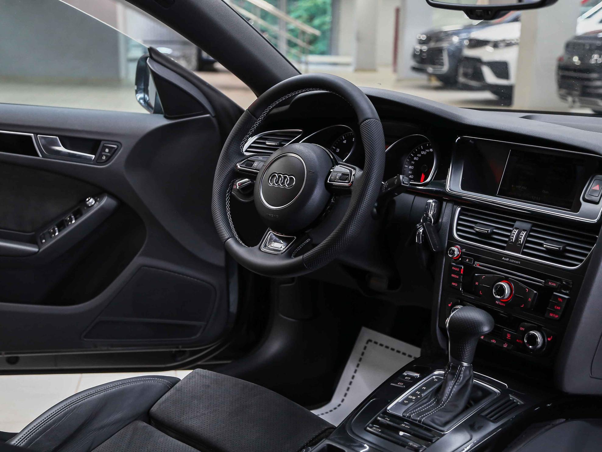 Audi A5 2015, серый, ДЦ Орехово