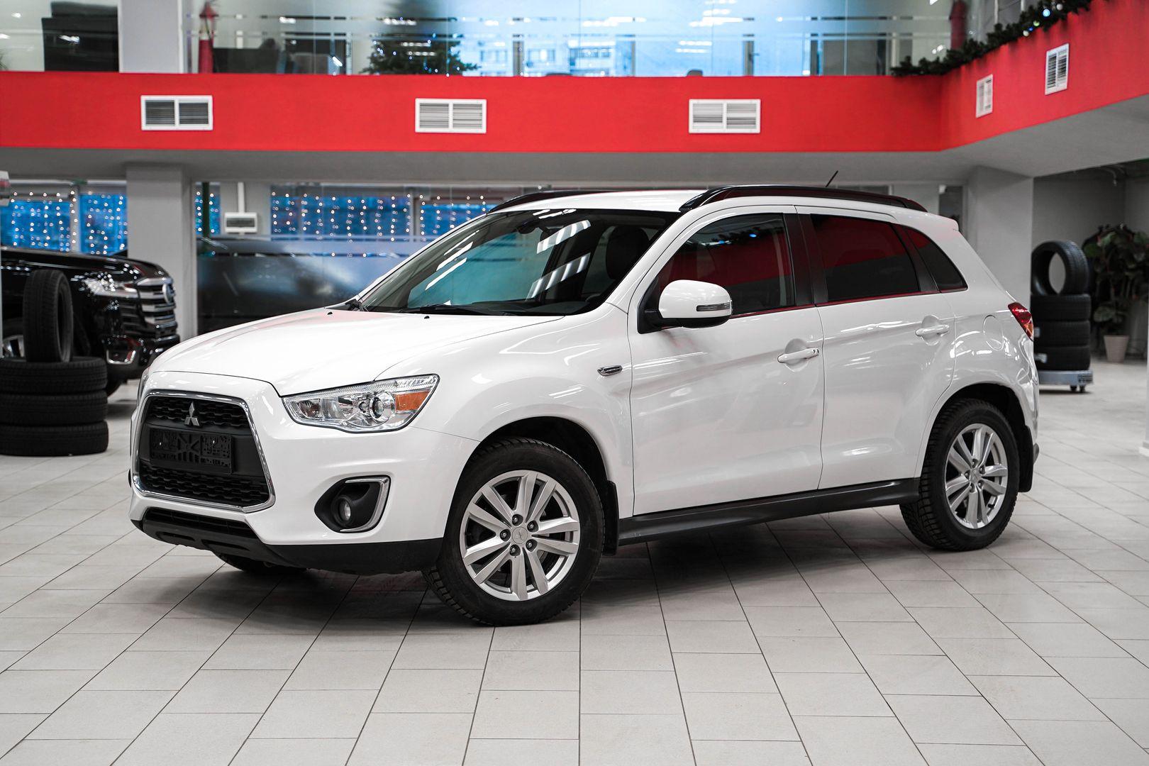 Mitsubishi ASX 2013, белый, ДЦ Орехово