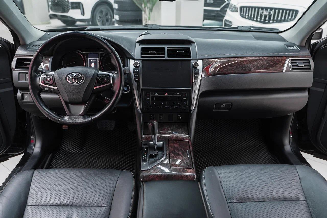 Toyota Camry 2015, черный, ДЦ Орехово