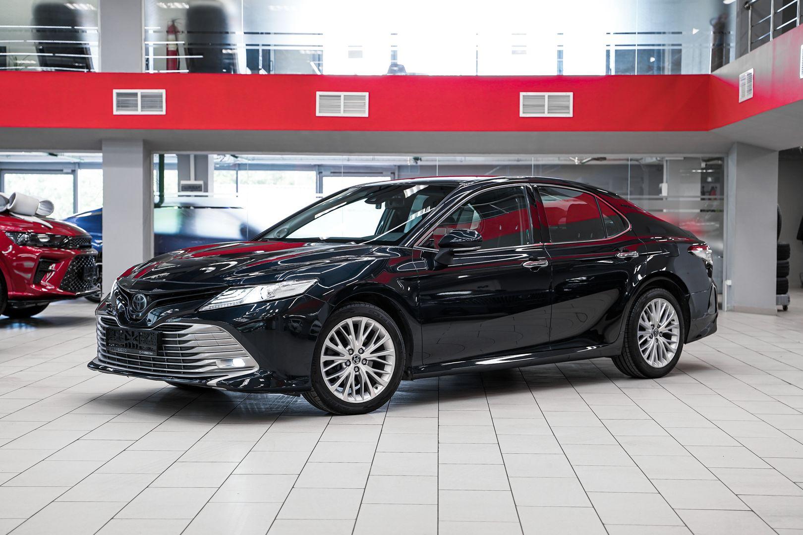 Toyota Camry 2018, синий, ДЦ Орехово