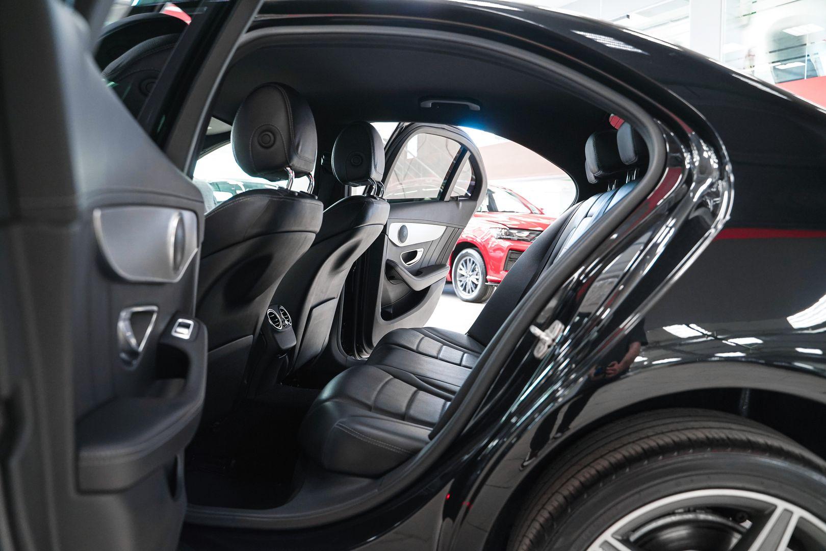 Mercedes-Benz C-Класс 2014, черный, ДЦ Орехово