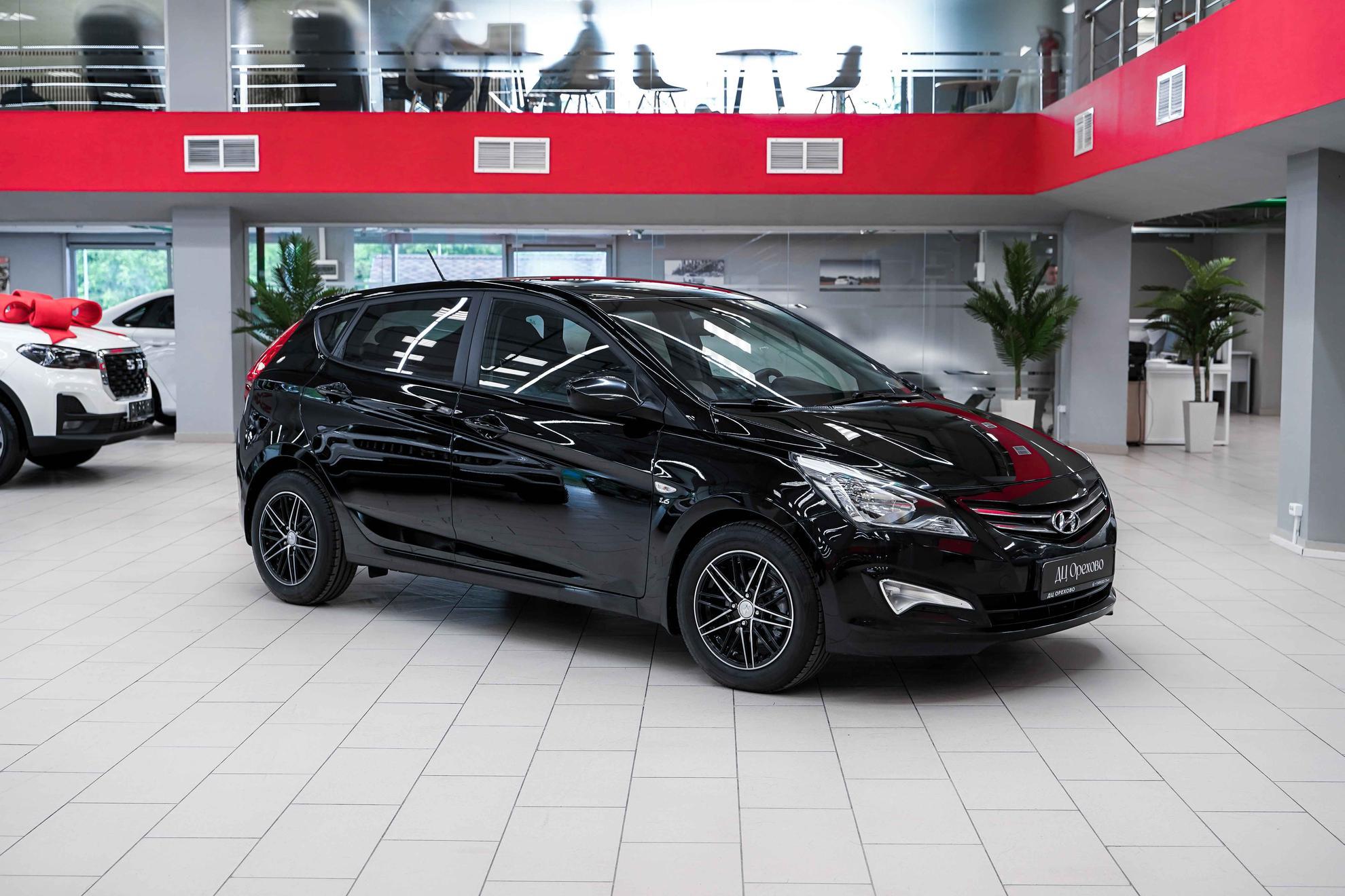 Hyundai Solaris 2015, черный, ДЦ Орехово