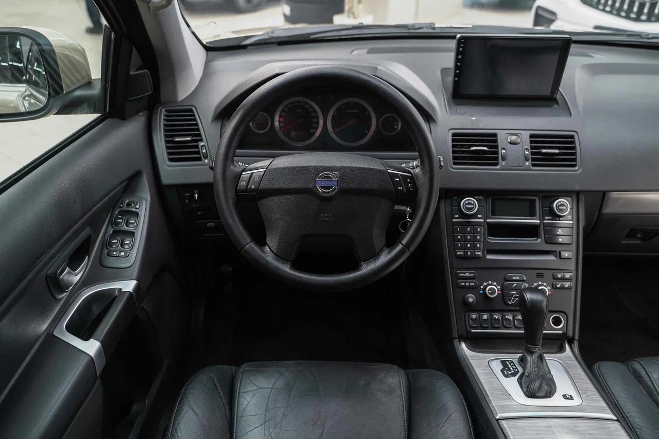 Volvo XC90 2009, золотой, ДЦ Орехово