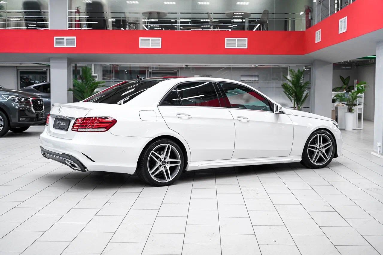 Mercedes-Benz E-Класс 2015, белый, ДЦ Орехово