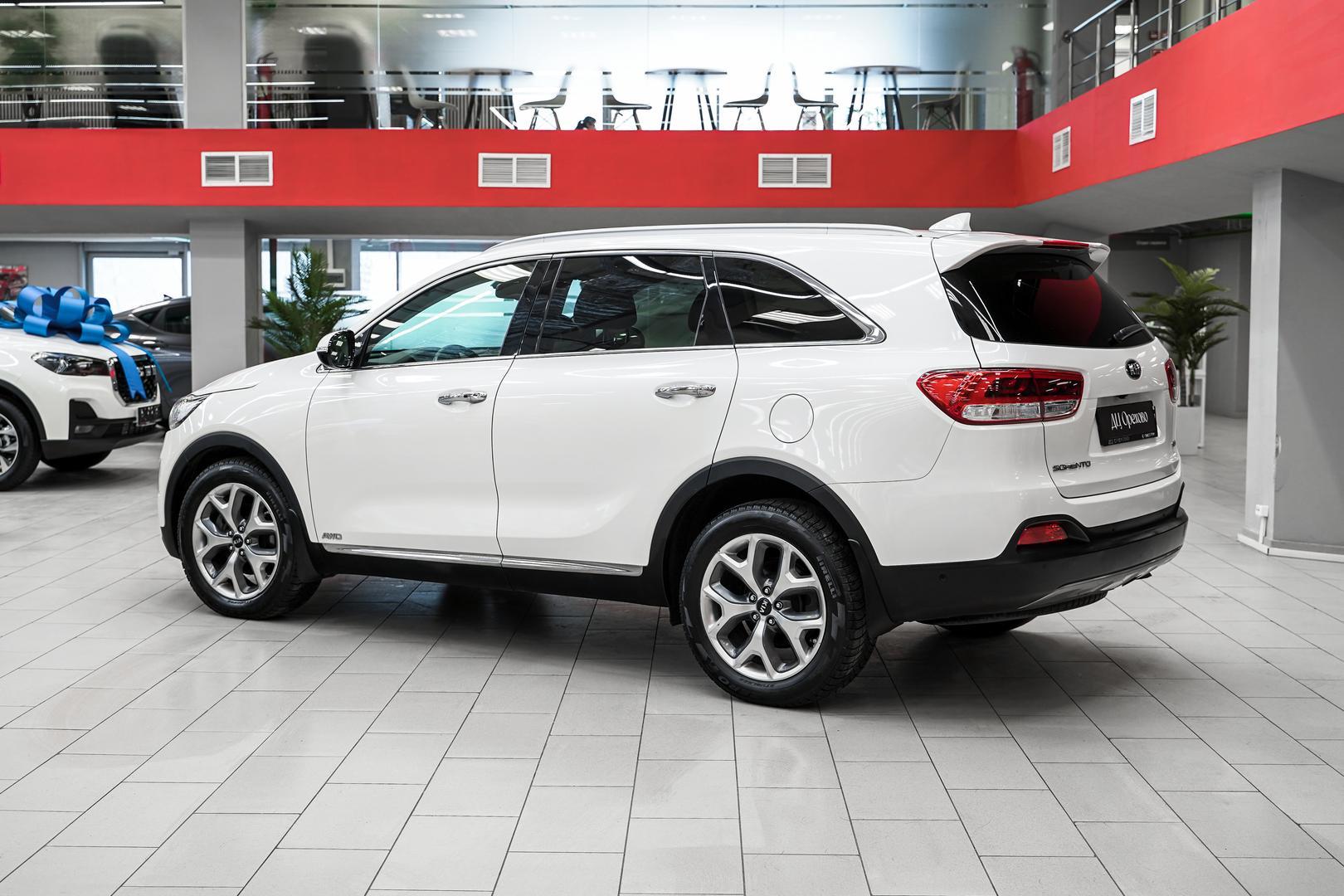 Kia Sorento 2017, белый, ДЦ Орехово