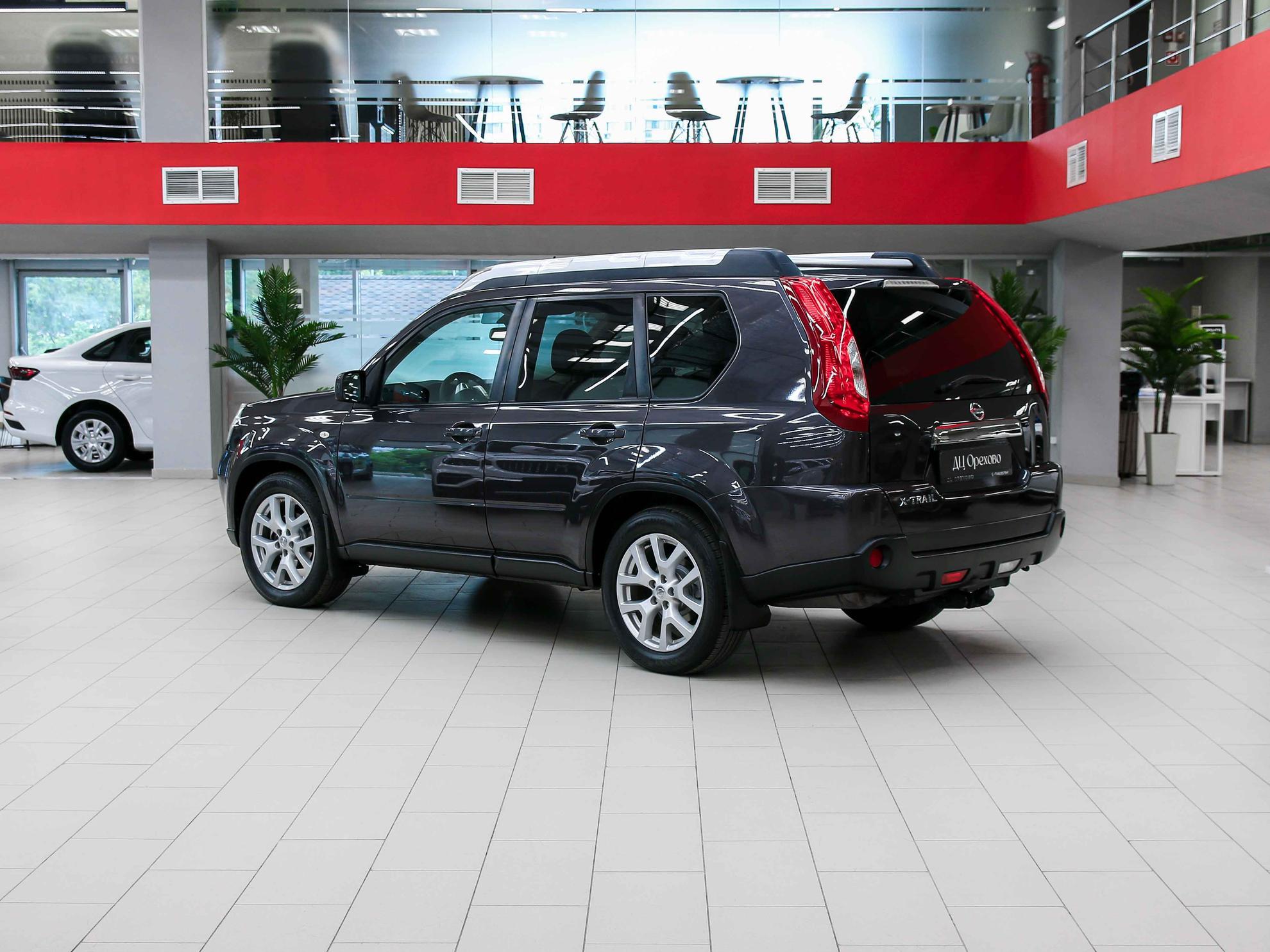 Nissan X-Trail 2011, серый, ДЦ Орехово