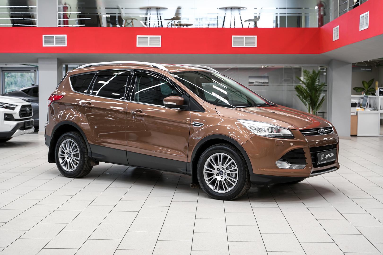 Ford Kuga 2013, коричневый, ДЦ Орехово