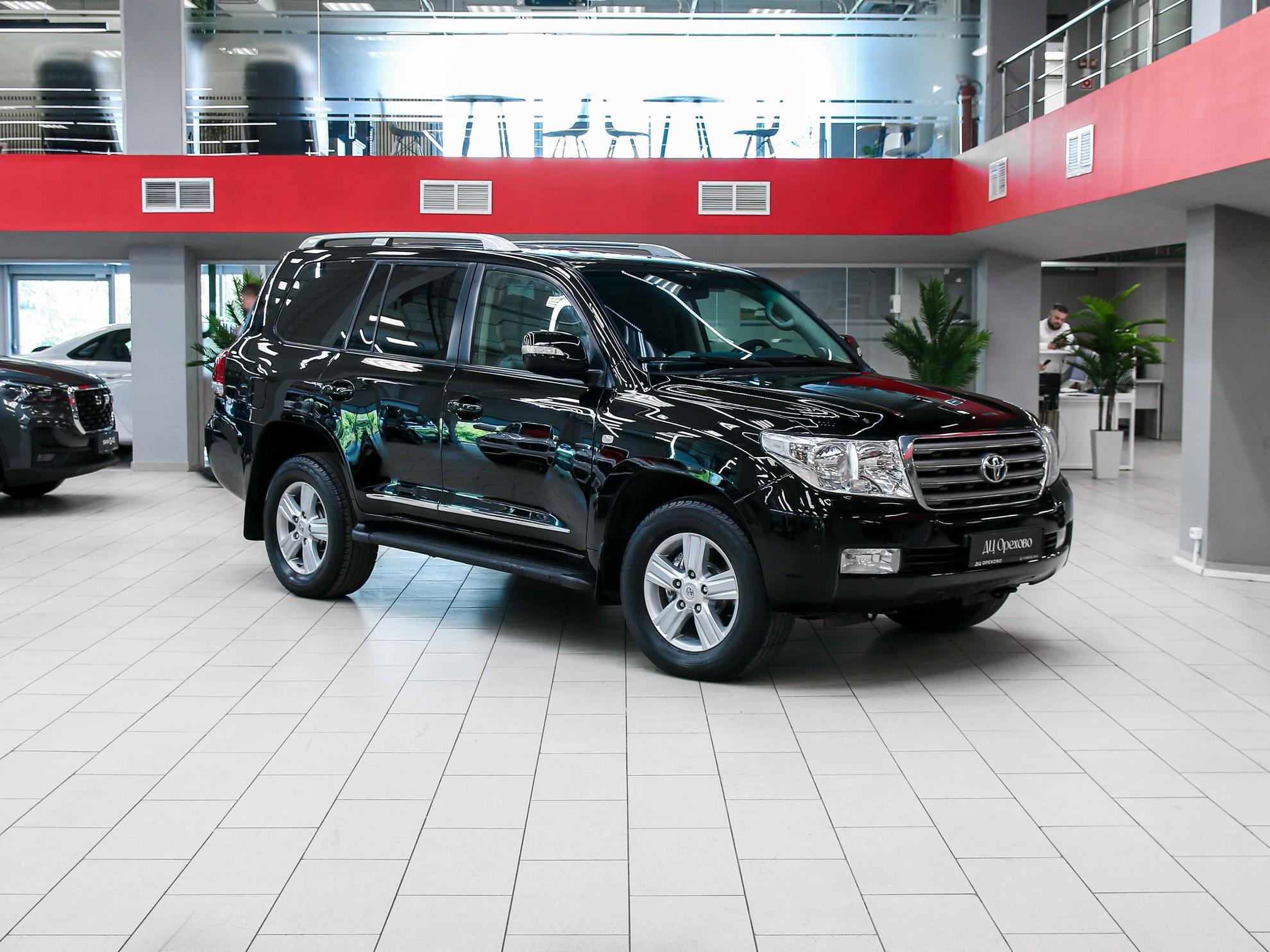 Toyota Land Cruiser 2011, черный, ДЦ Орехово