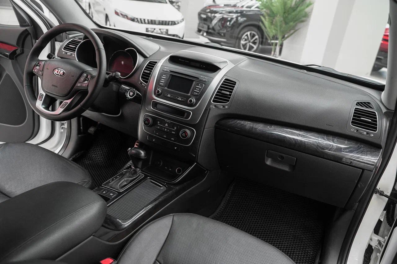 Kia Sorento 2014, белый, ДЦ Орехово