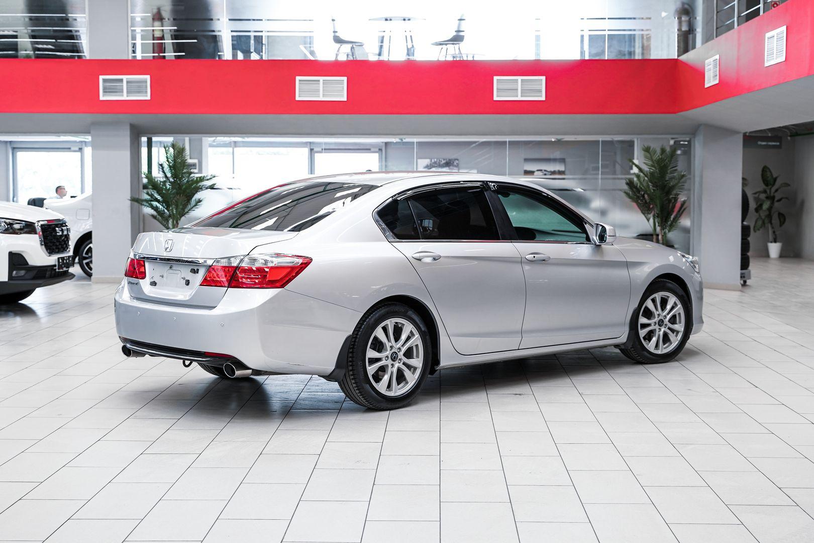 Honda Accord 2013, серый, ДЦ Орехово