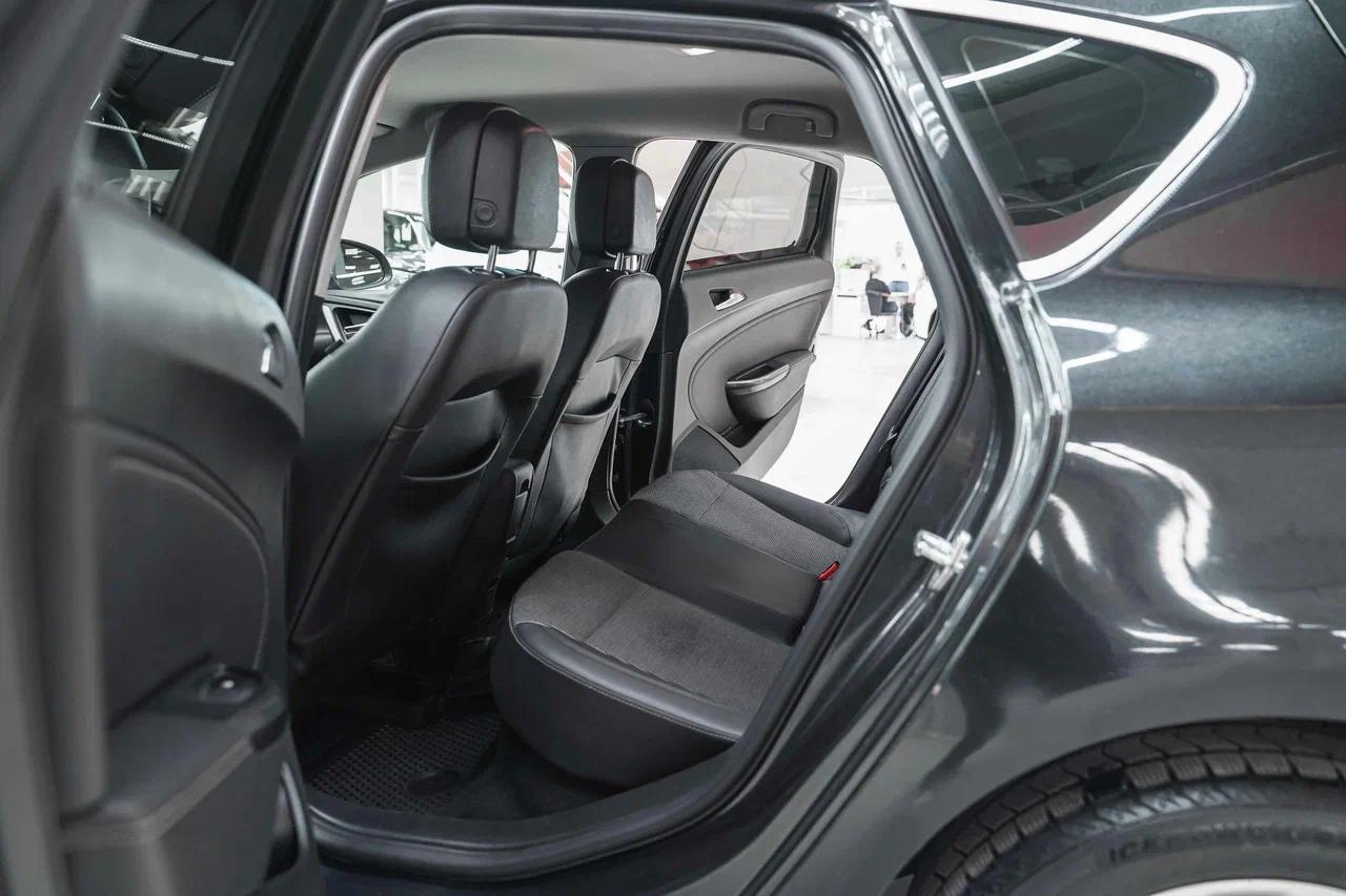 Opel Astra 2012, черный, ДЦ Орехово