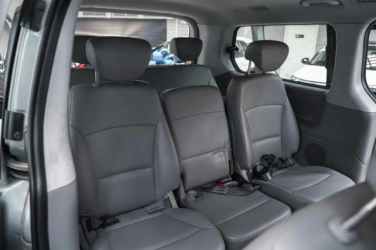 Hyundai Grand Starex 2014, серый, ДЦ Орехово