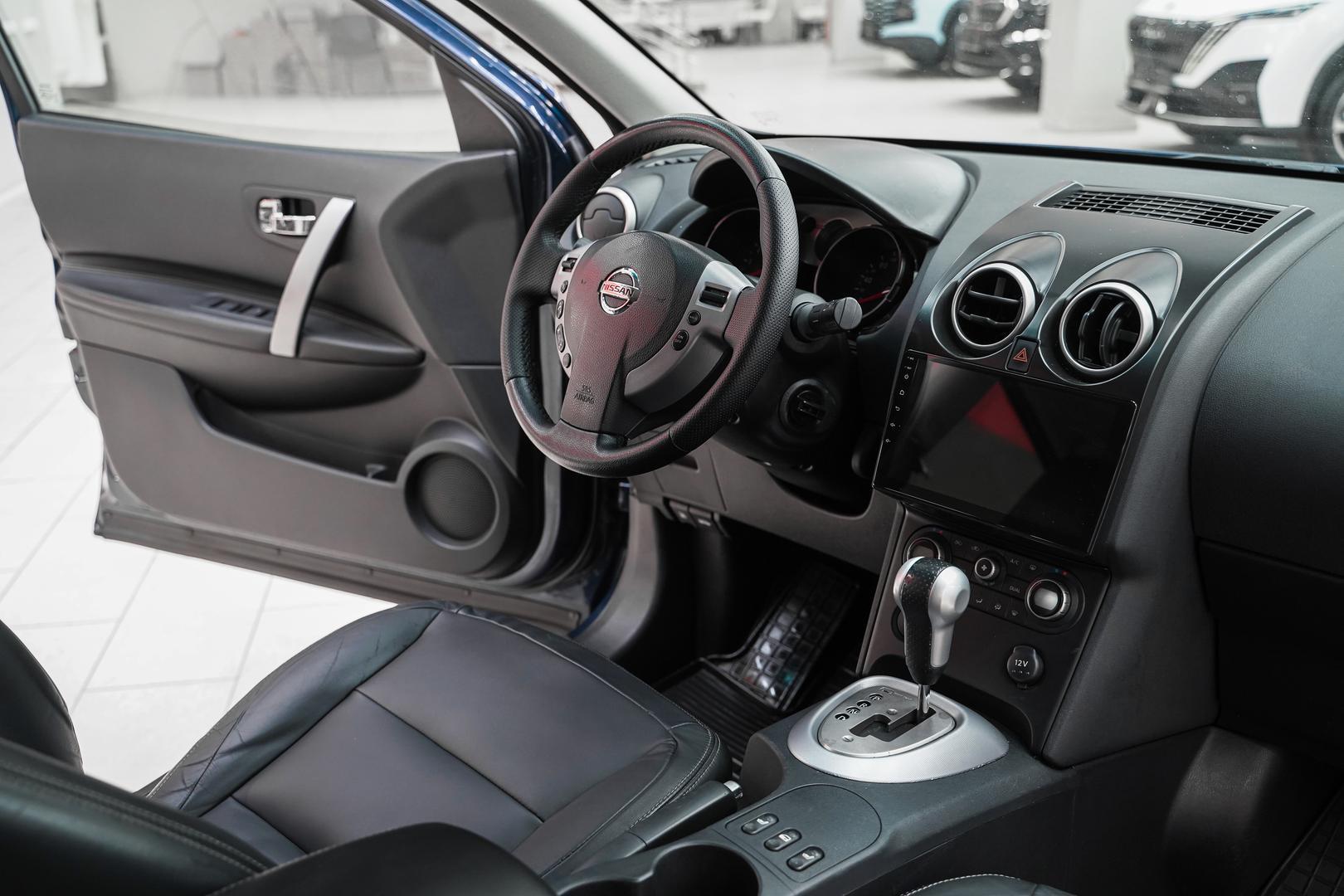 Nissan Qashqai 2008, синий, ДЦ Орехово
