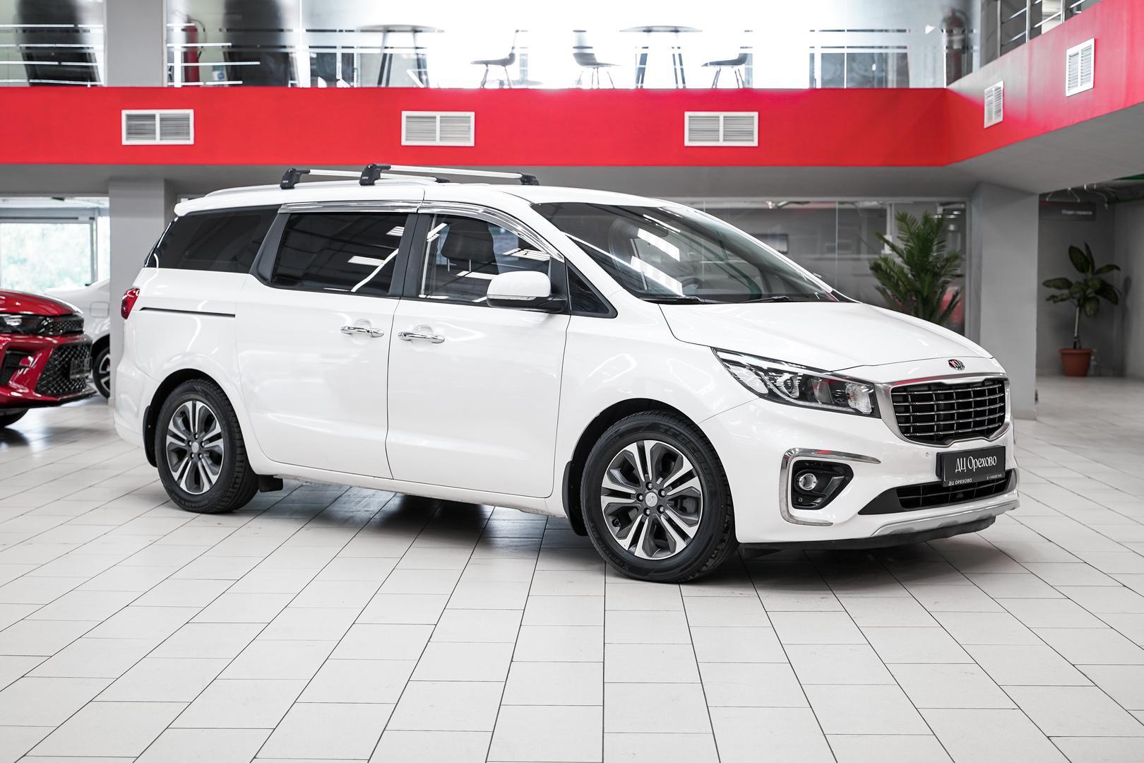 Kia Carnival 2019, белый, ДЦ Орехово
