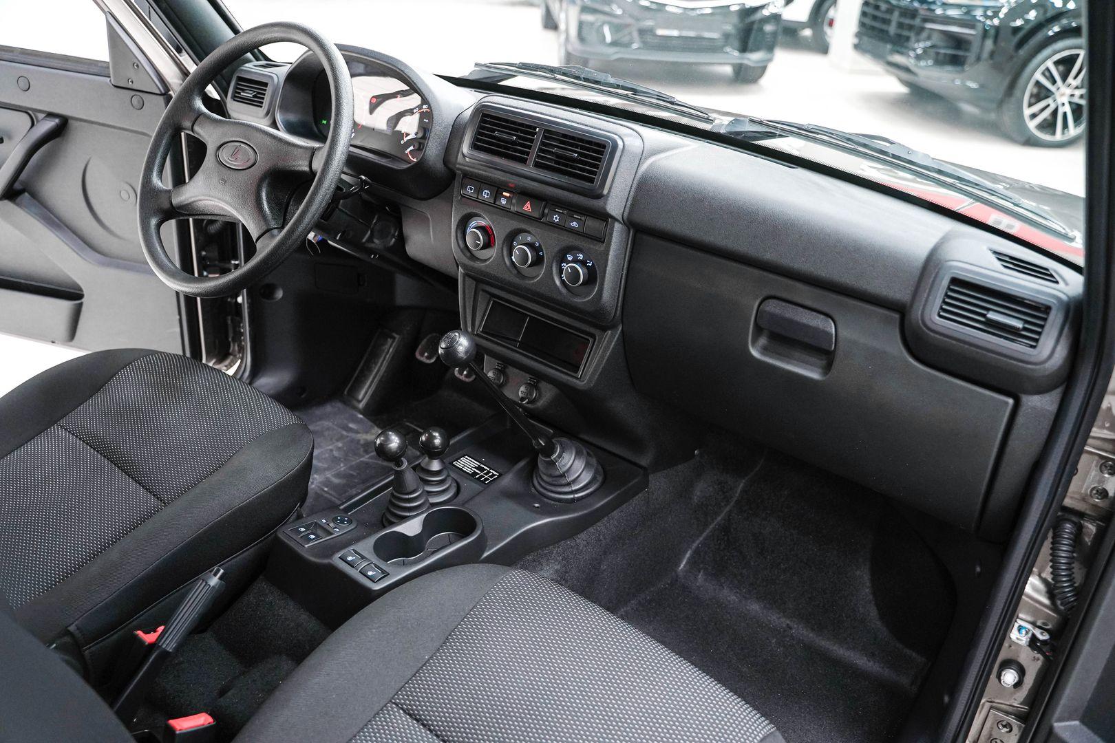 LADA (ВАЗ) Niva Legend 2024, коричневый, ДЦ Орехово