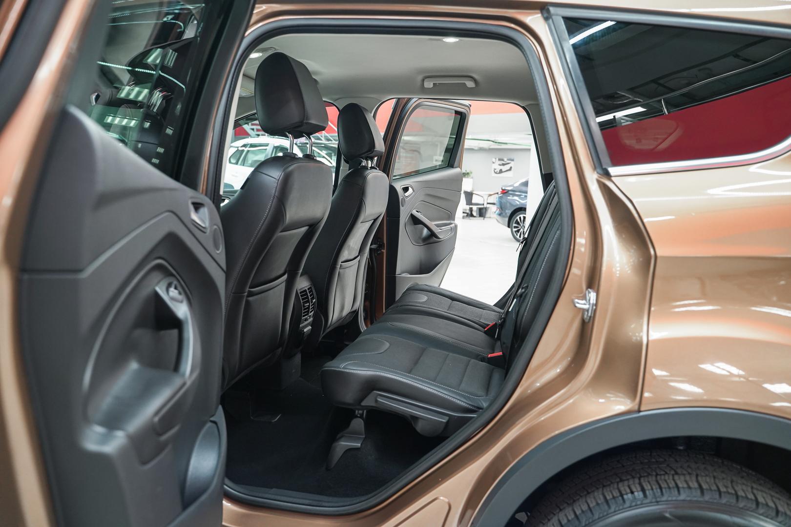 Ford Kuga 2013, коричневый, ДЦ Орехово