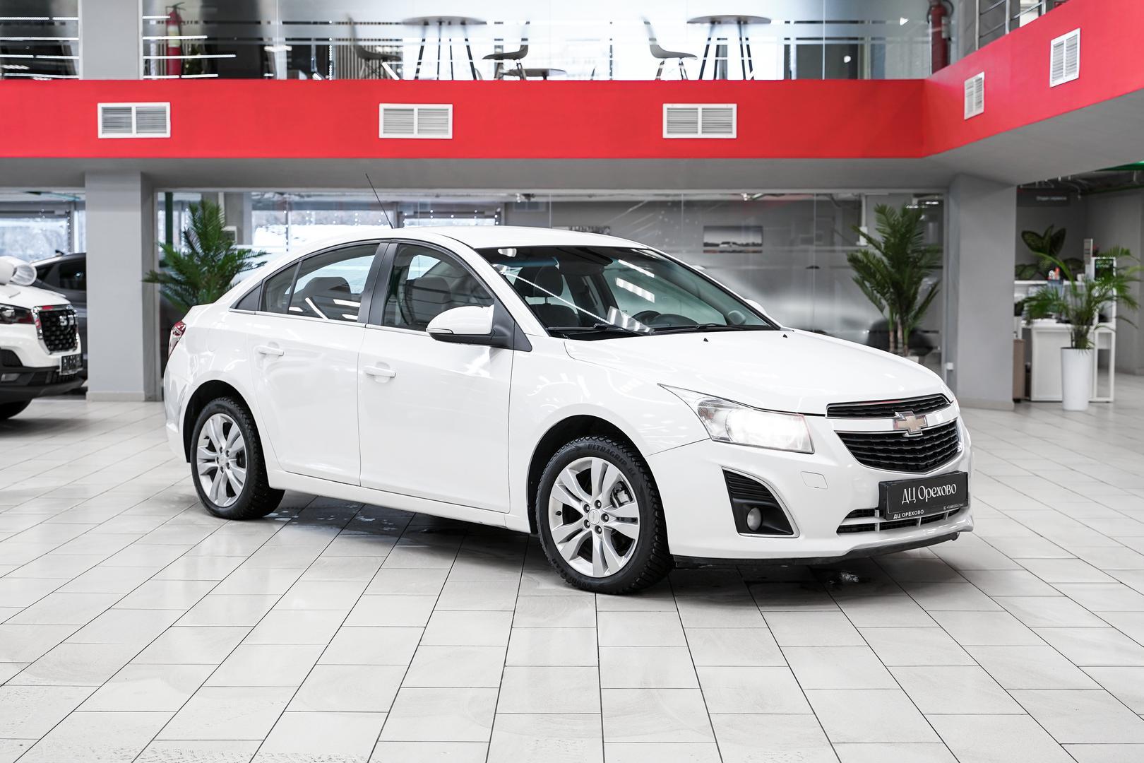 Chevrolet Cruze 2014, белый, ДЦ Орехово