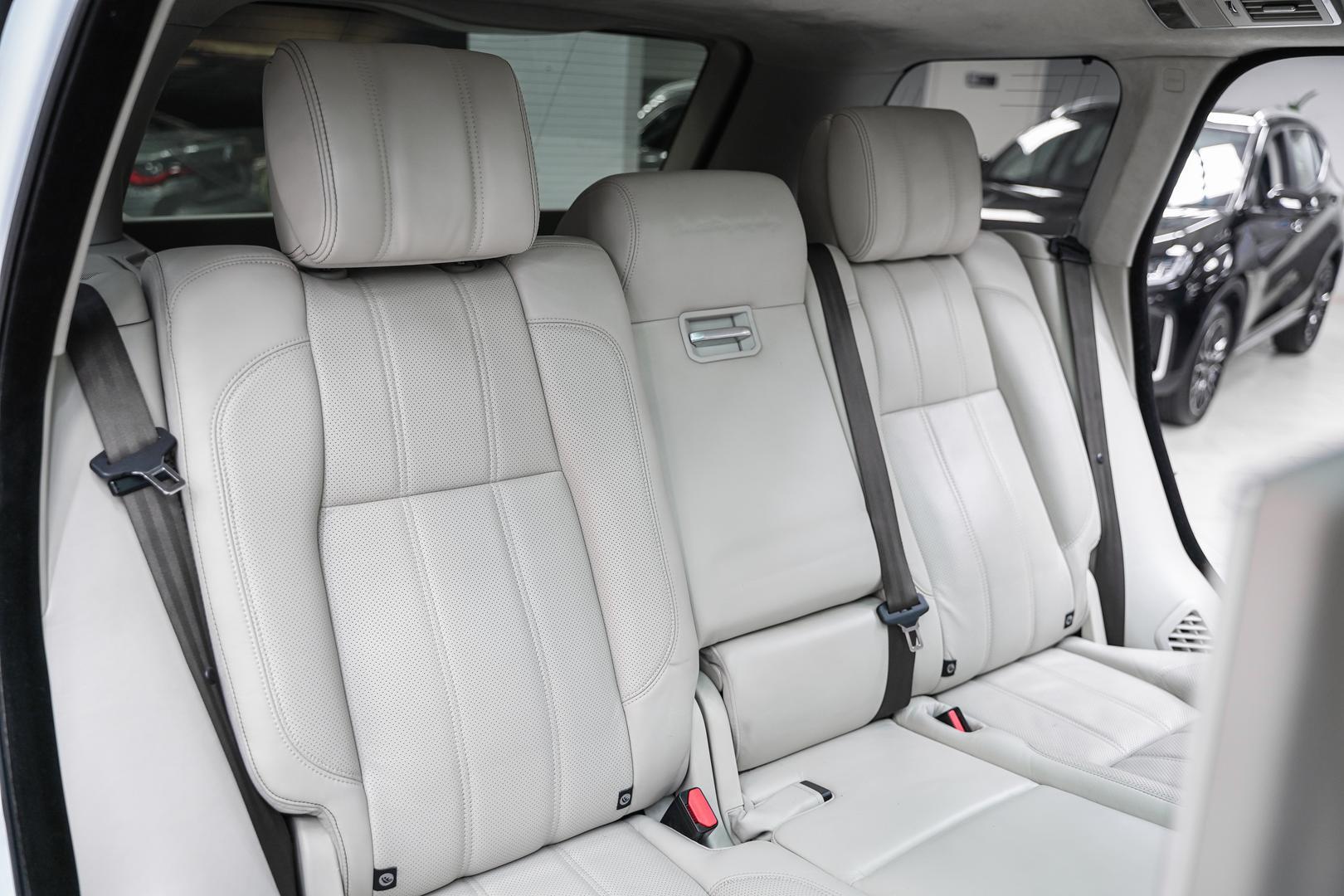 Land Rover Range Rover 2015, белый, ДЦ Орехово