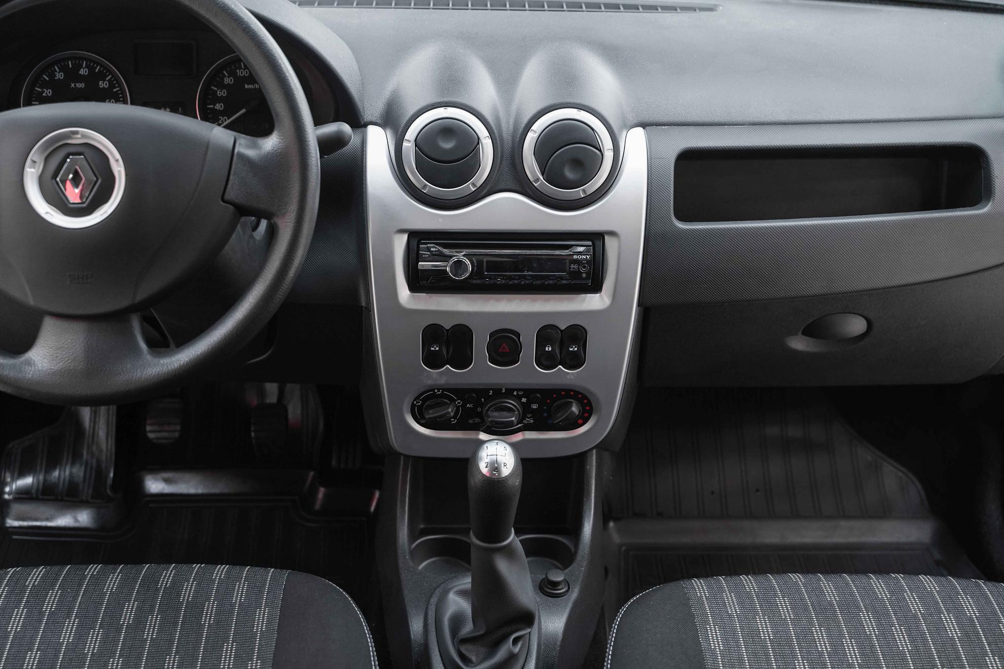 Renault Logan 2012, серый, ДЦ Орехово