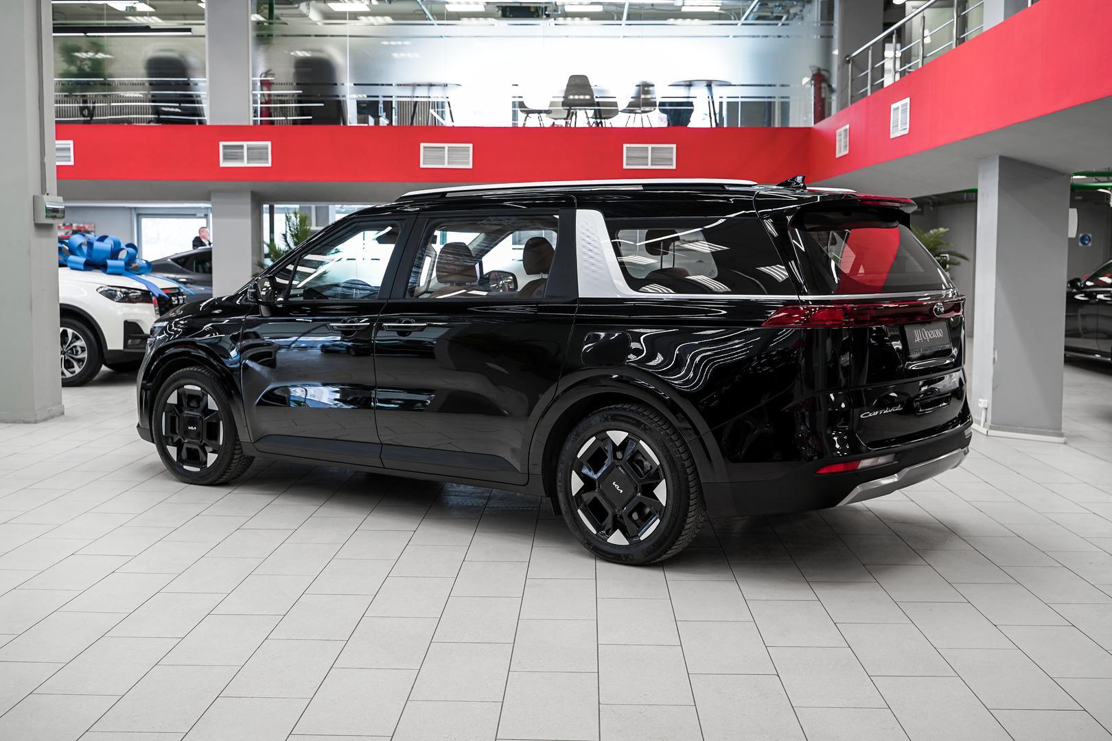 Kia Carnival 2021, черный, ДЦ Орехово