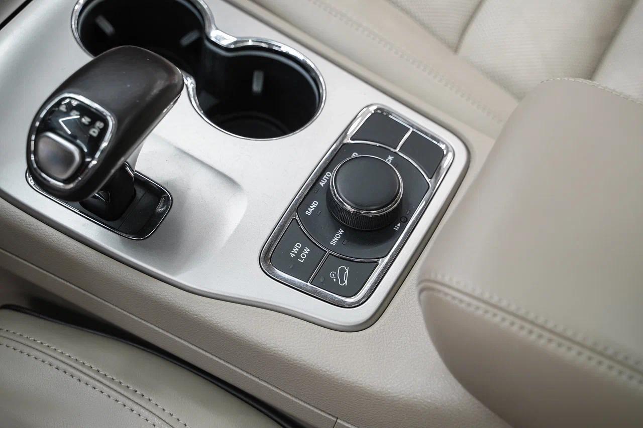 Jeep Grand Cherokee 2014, черный, ДЦ Орехово