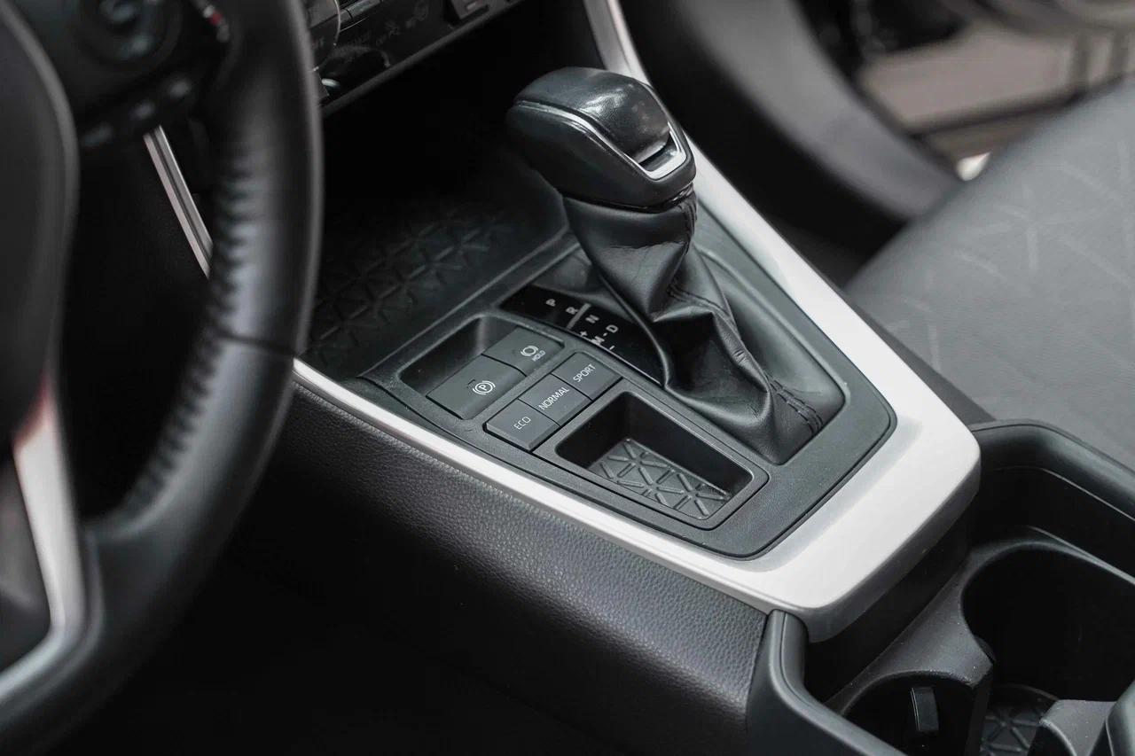 Toyota RAV4 2021, черный, ДЦ Орехово