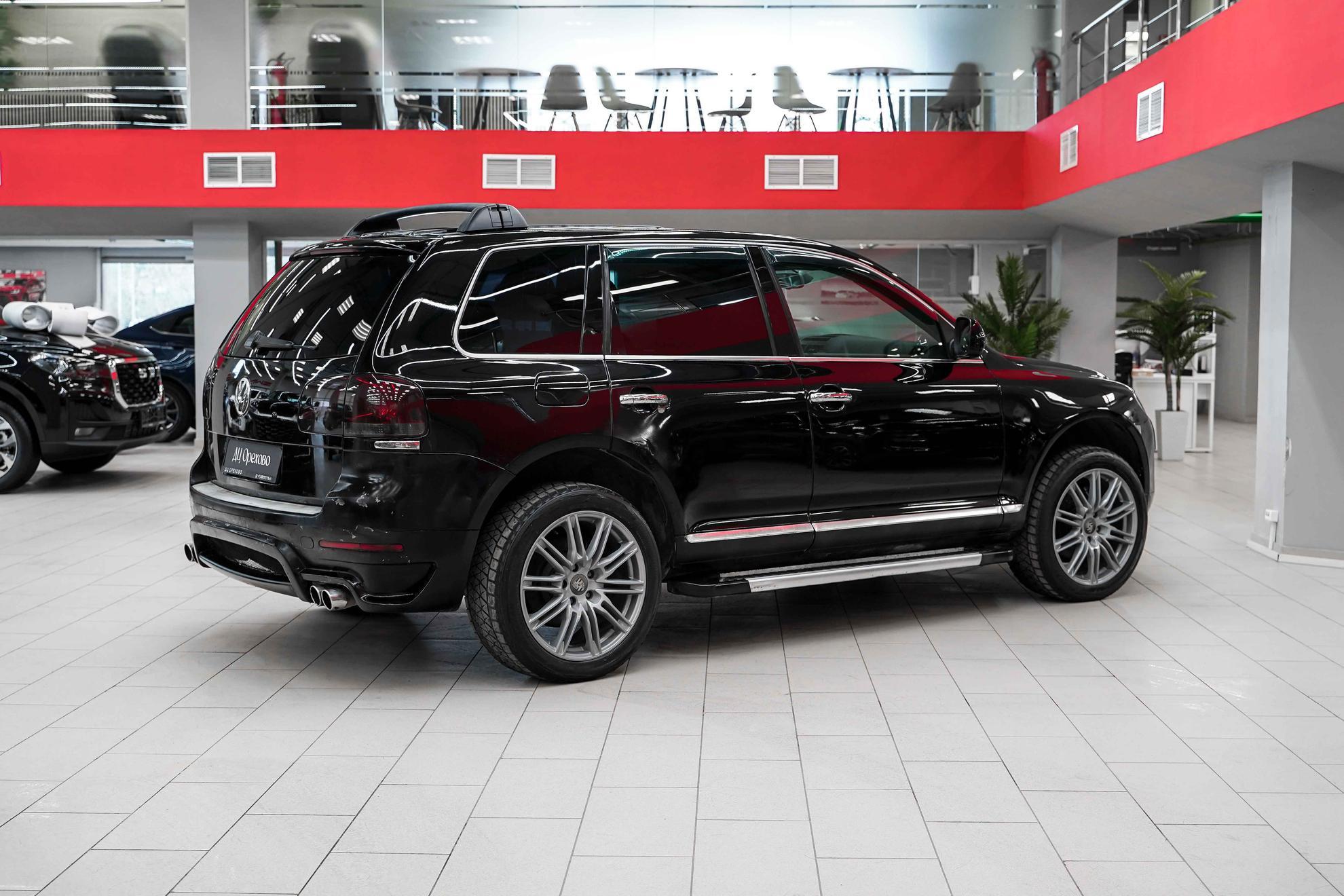 Volkswagen Touareg 2004, черный, ДЦ Орехово
