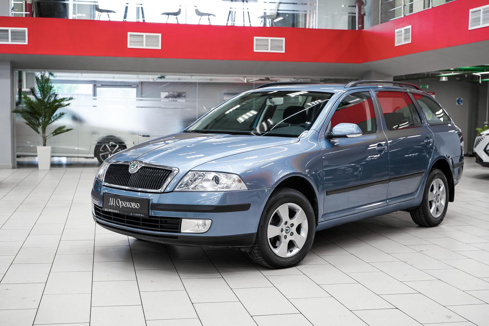 Skoda Octavia 2008, синий, ДЦ Орехово