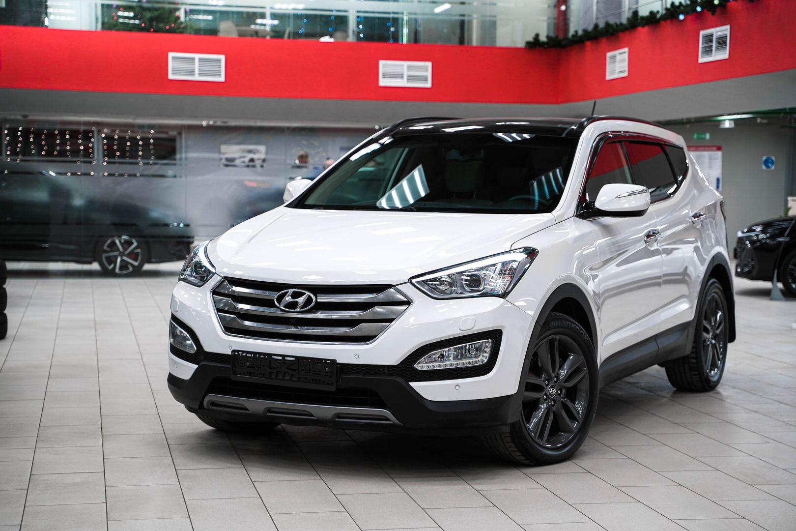 Hyundai Santa Fe 2013, белый, ДЦ Орехово