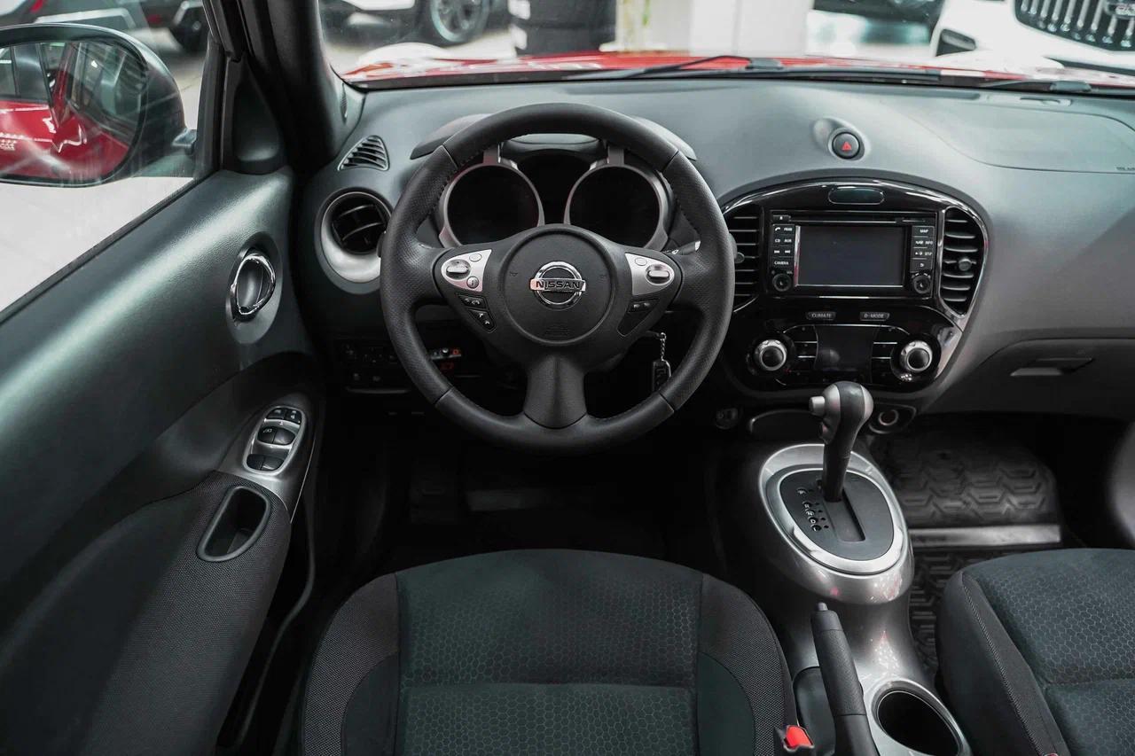 Nissan Juke 2013, красный, ДЦ Орехово
