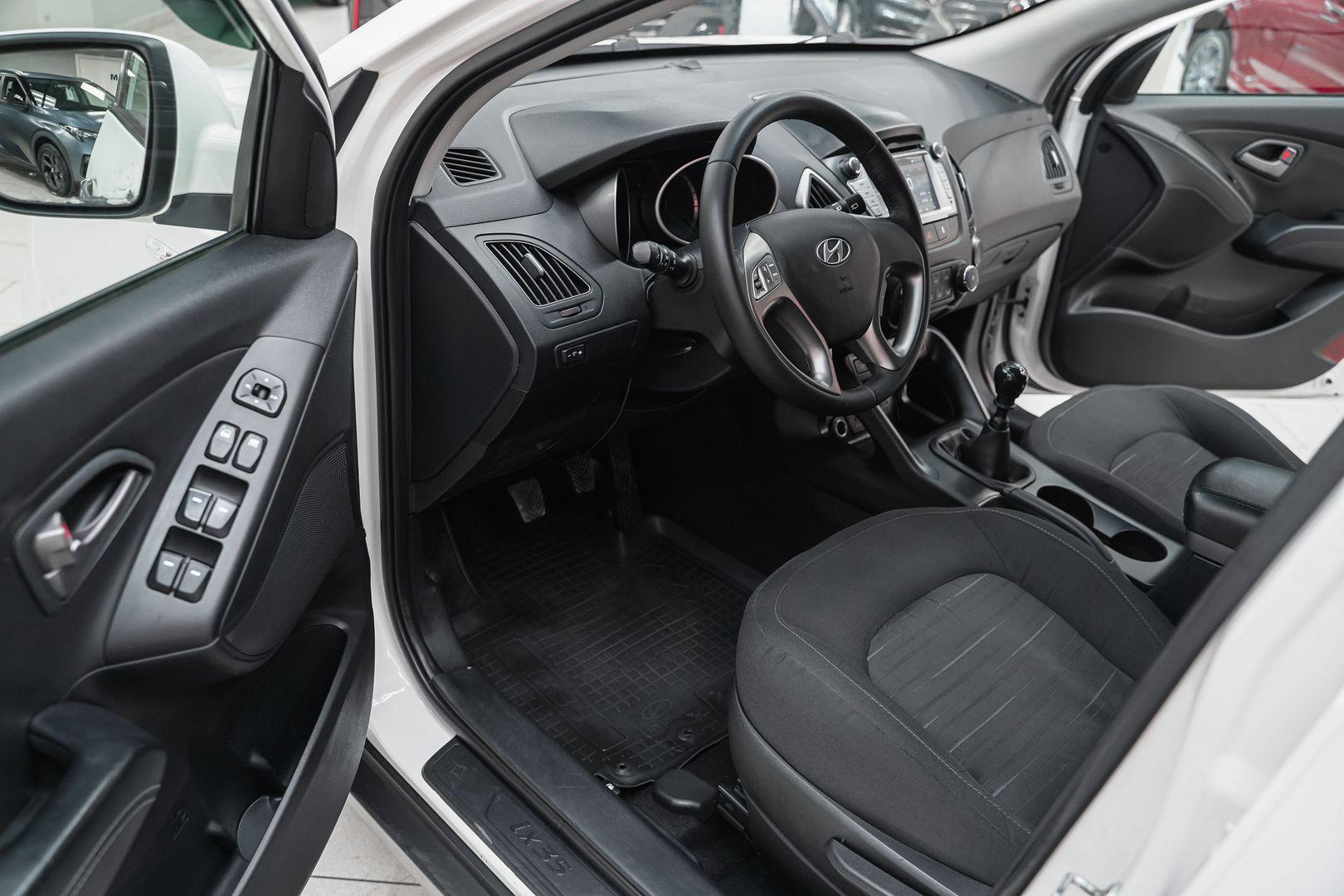 Hyundai ix35 2013, белый, ДЦ Орехово