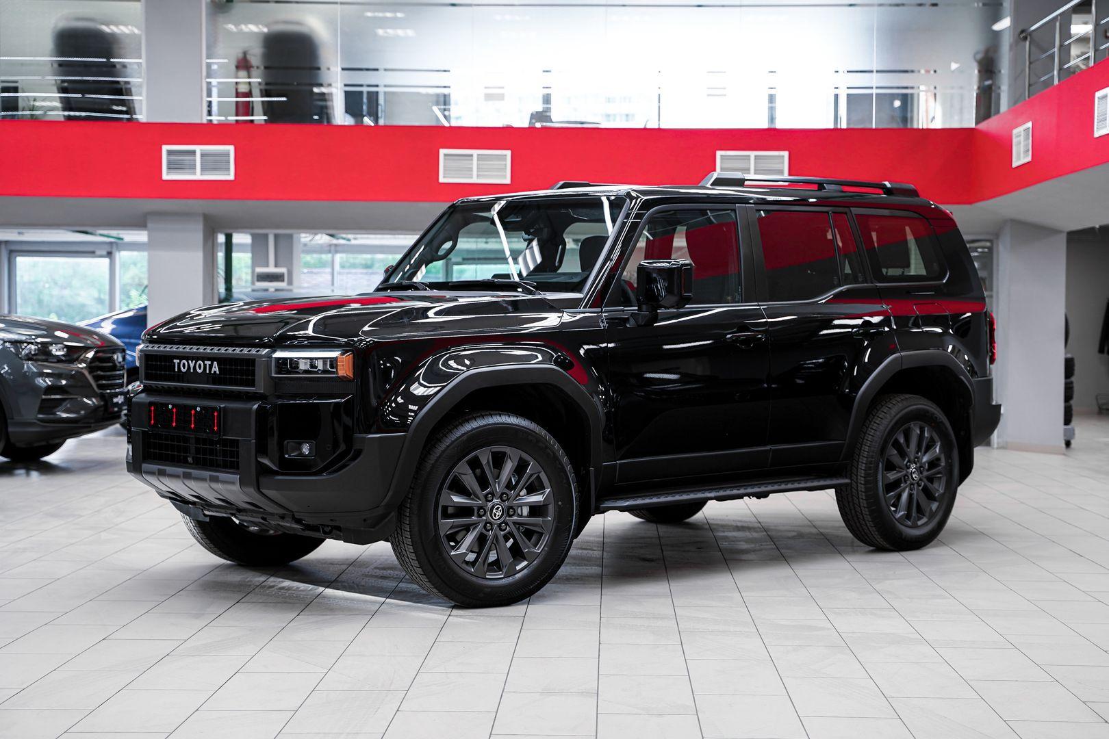 Toyota Land Cruiser Prado 2025, черный, ДЦ Орехово