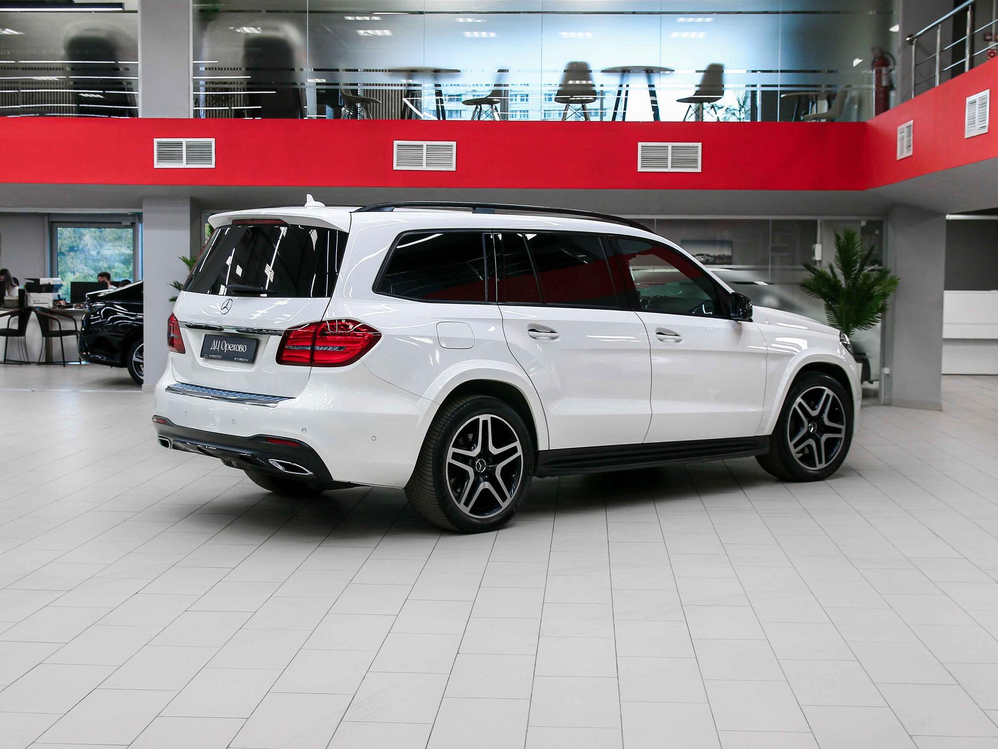 Mercedes-Benz GLS 2017, белый, ДЦ Орехово