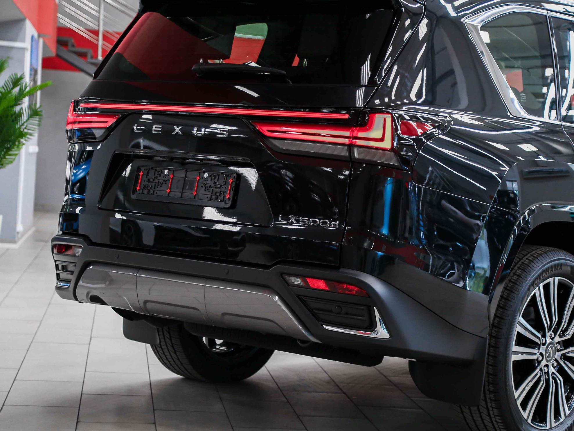 Lexus LX 2026, черный, ДЦ Орехово