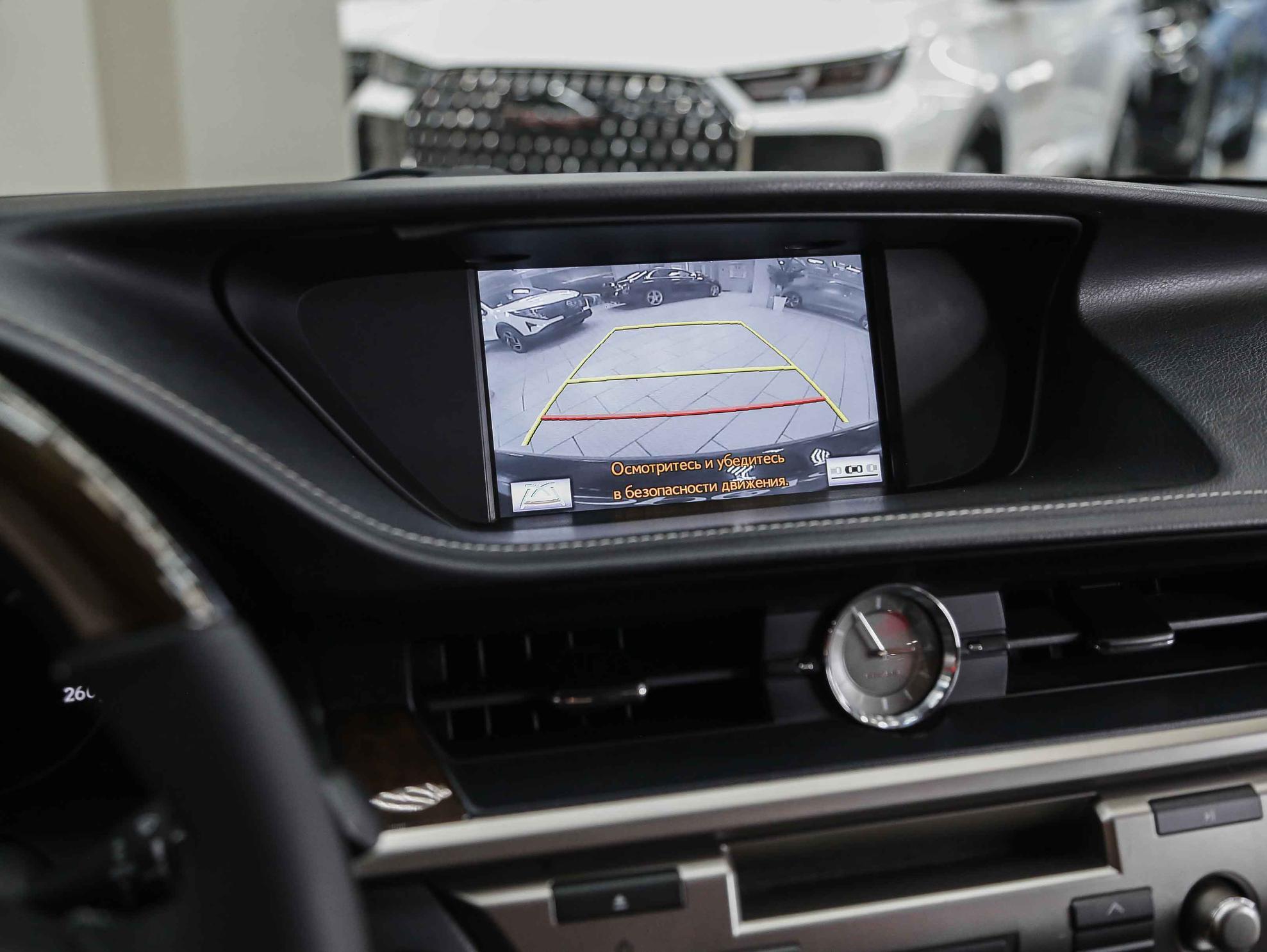 Lexus ES 2014, черный, ДЦ Орехово