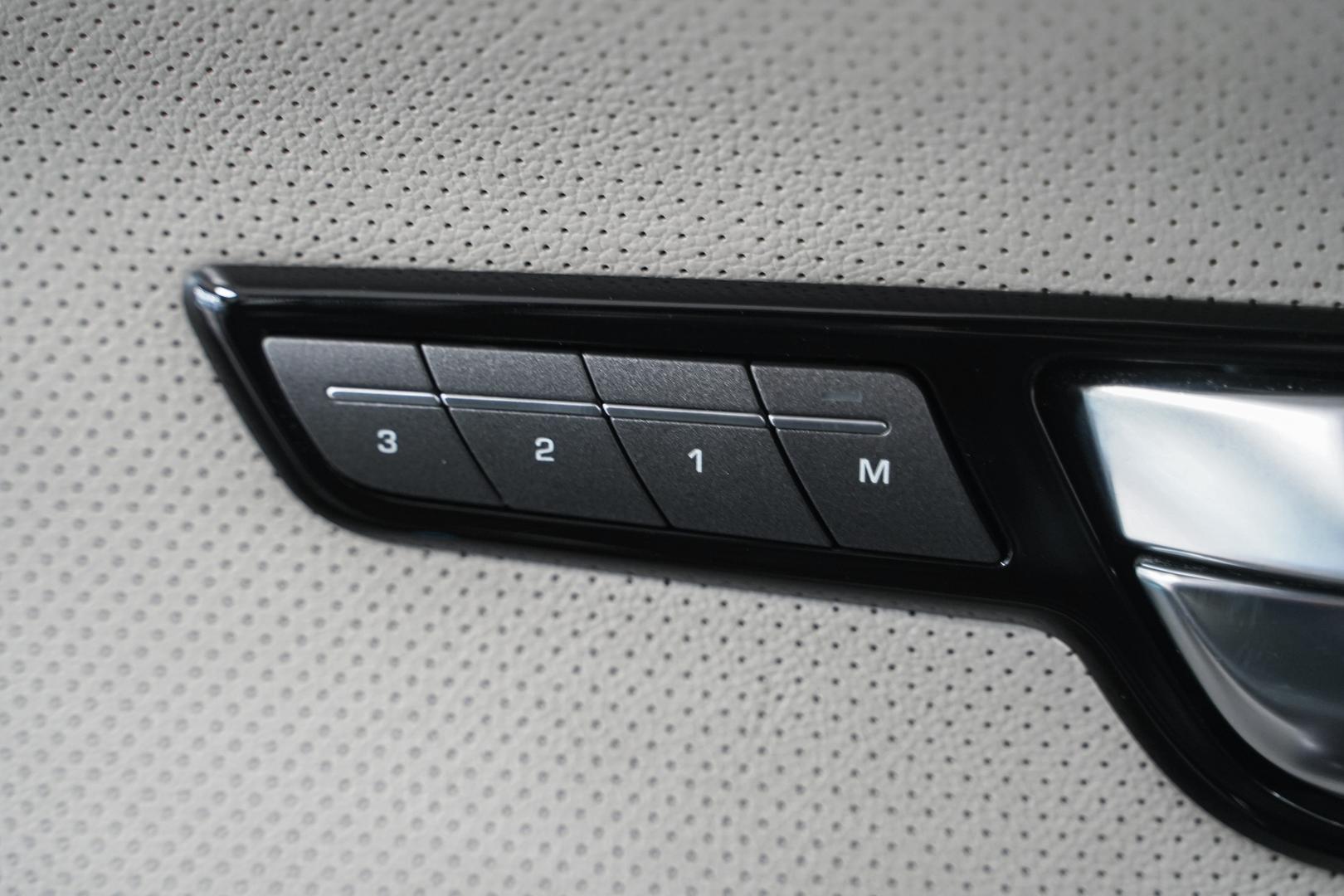 Land Rover Range Rover Evoque 2012, коричневый, ДЦ Орехово