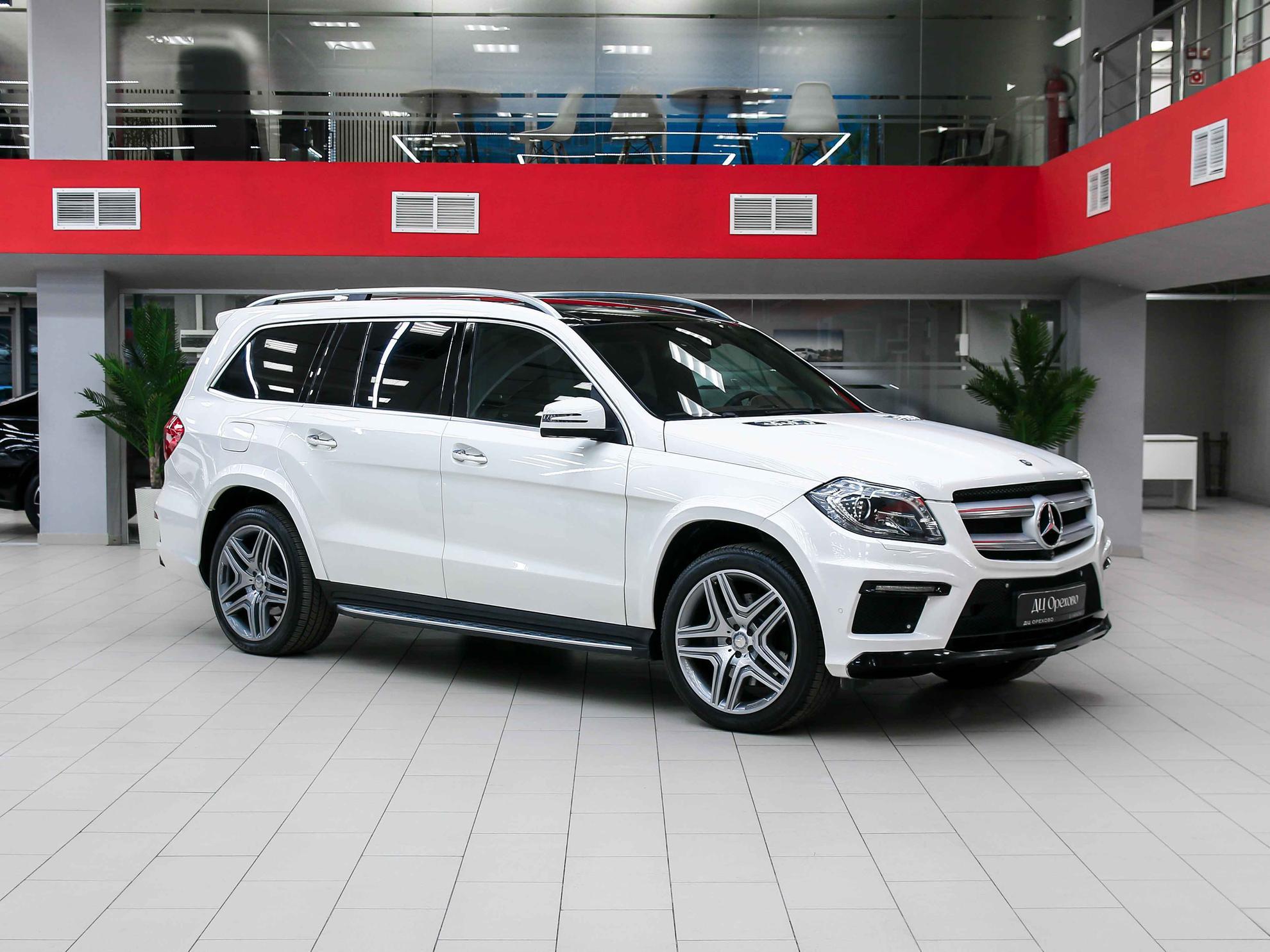 Mercedes-Benz GL-Класс 2014, белый, ДЦ Орехово