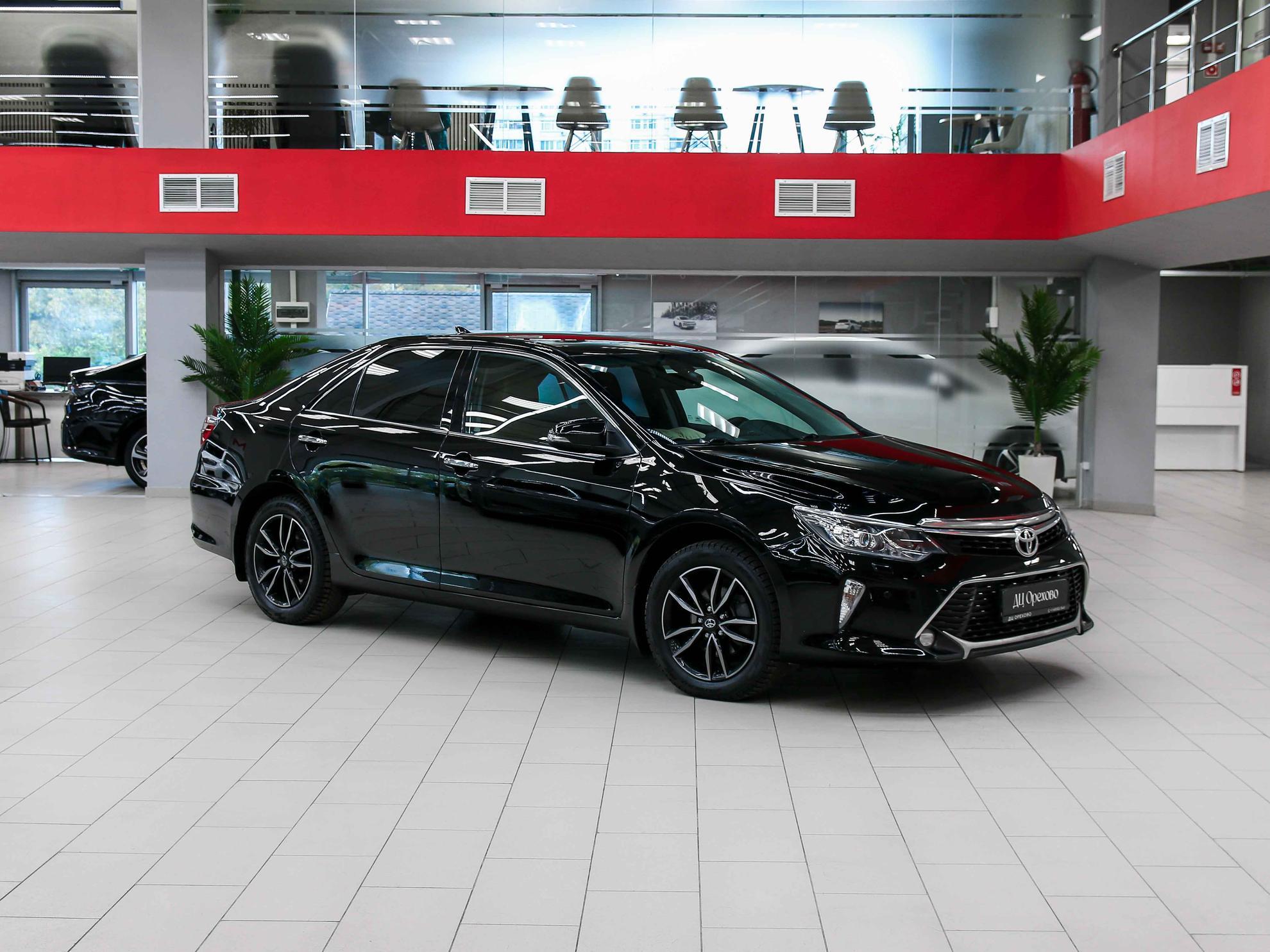 Toyota Camry 2018, черный, ДЦ Орехово