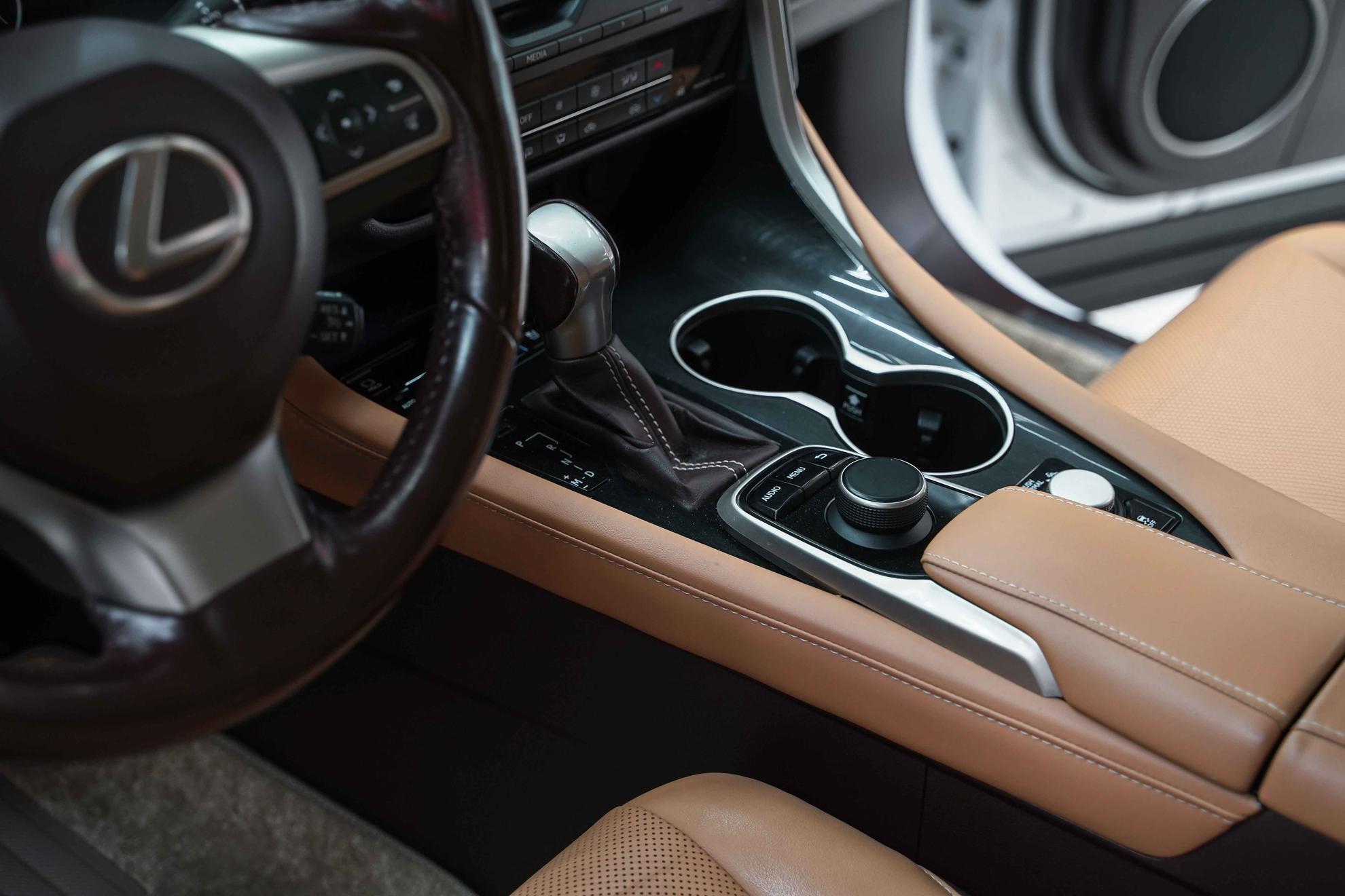 Lexus RX 2016, белый, ДЦ Орехово