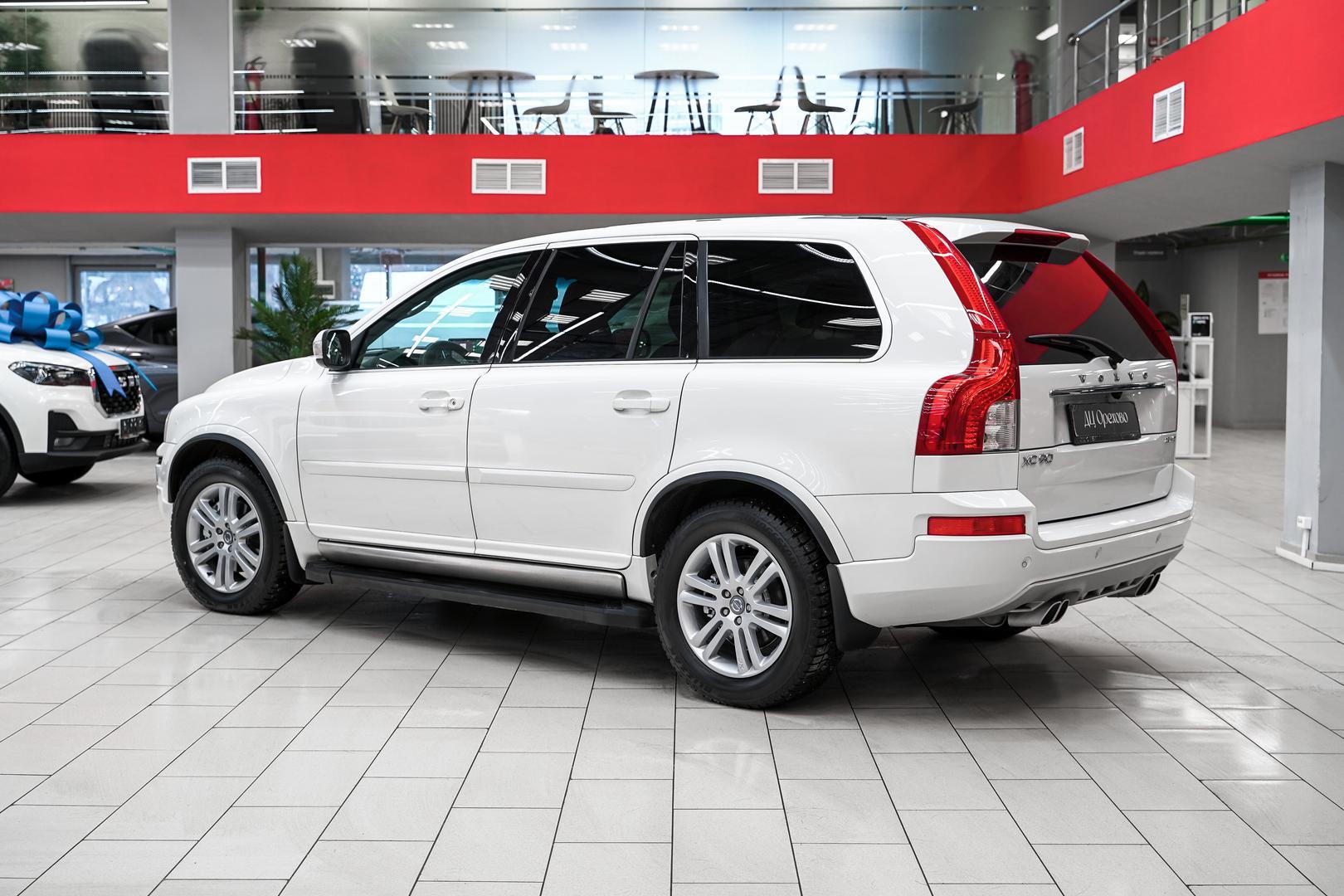 Volvo XC90 2012, белый, ДЦ Орехово