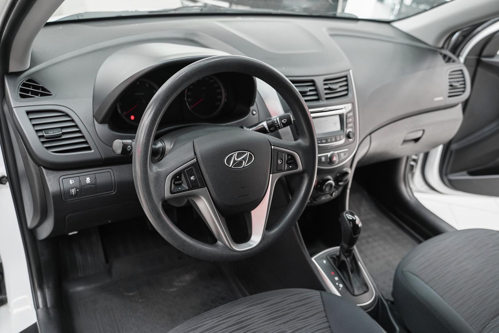 Hyundai Solaris 2016, белый, ДЦ Орехово