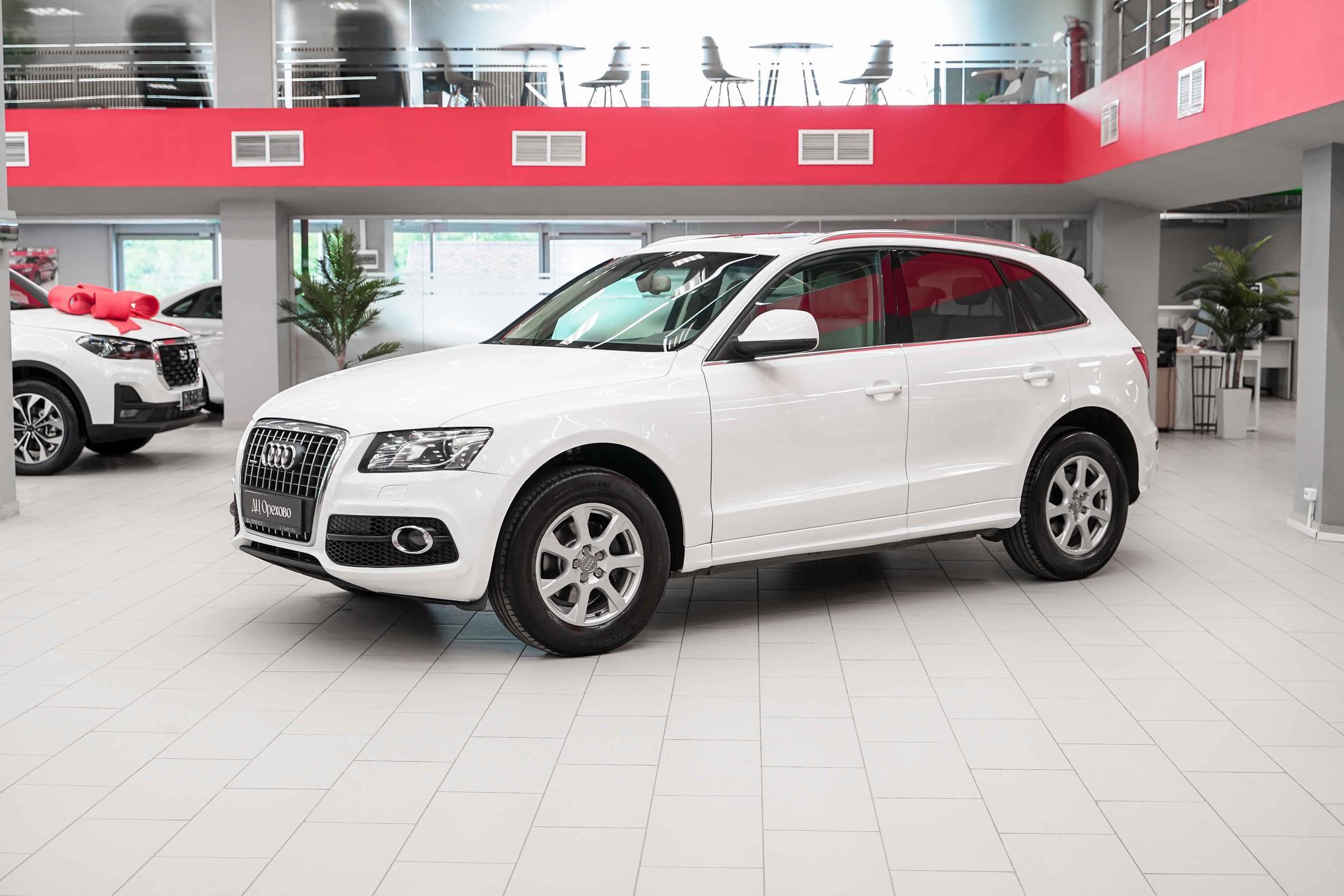 Audi Q5 2011, белый, ДЦ Орехово